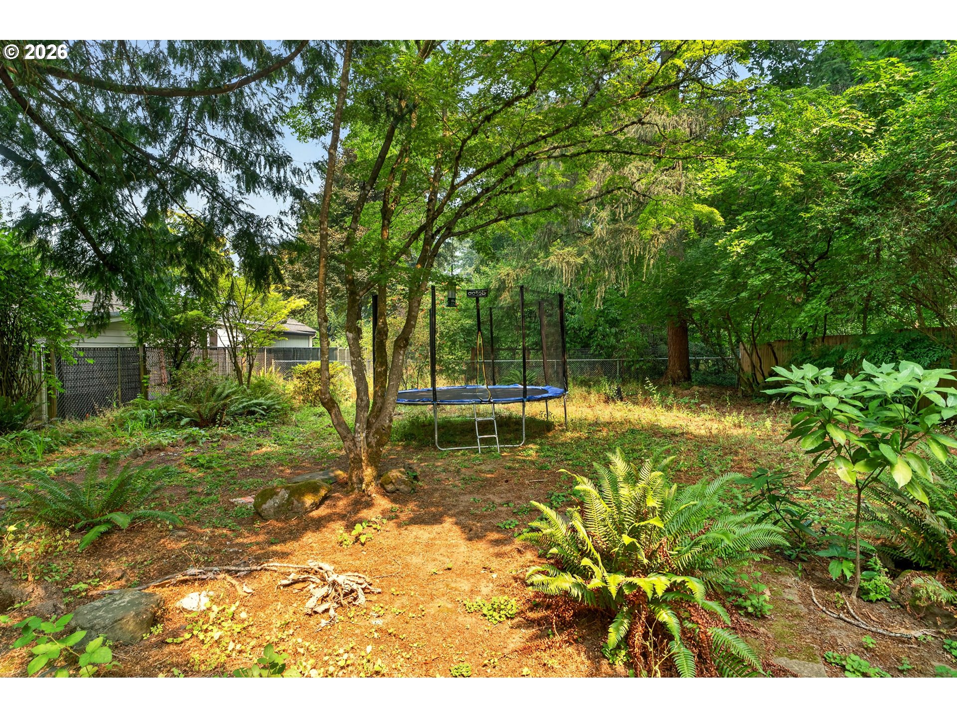 16184 LAKE FOREST BLVD