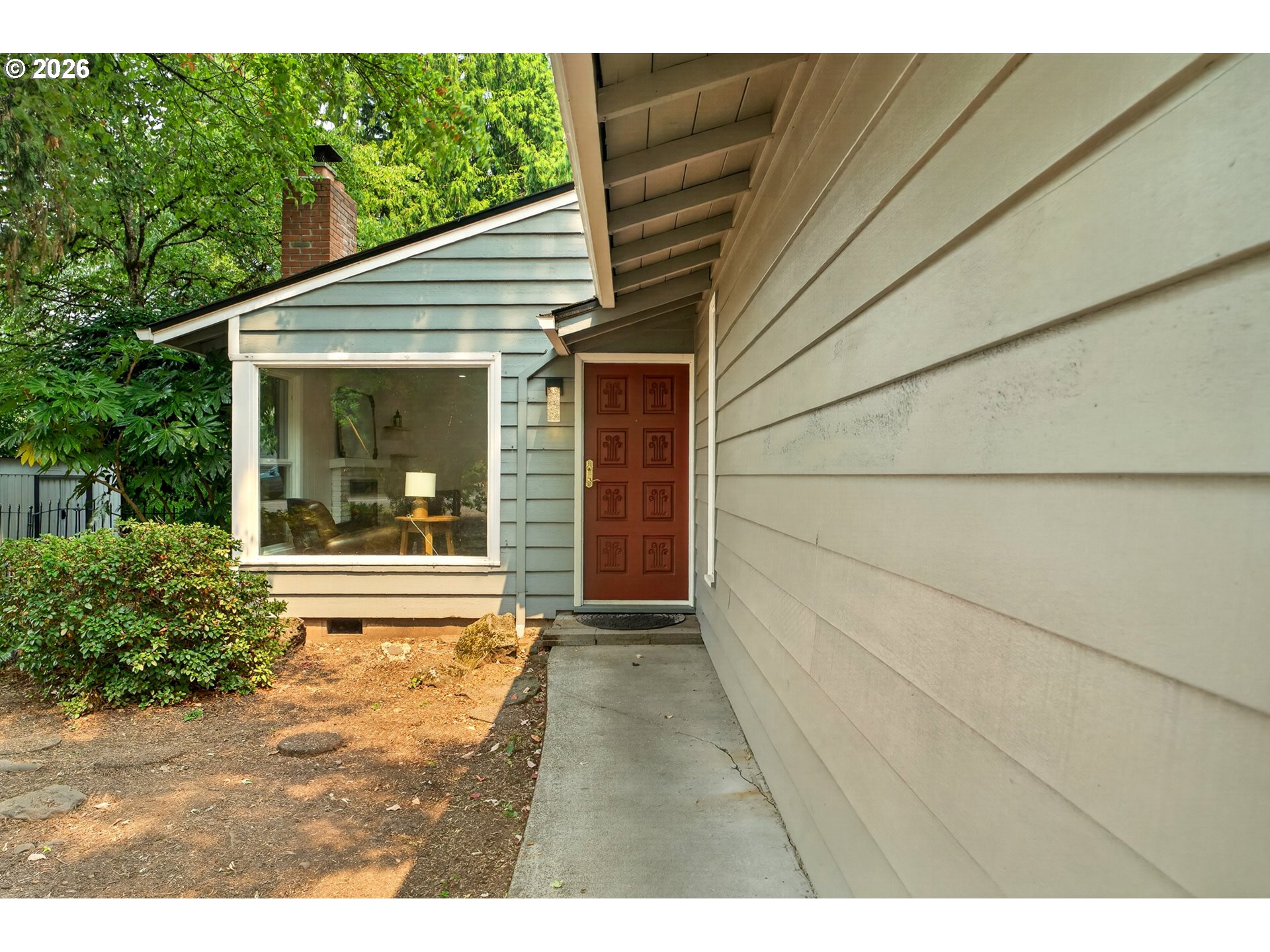 16184 LAKE FOREST BLVD