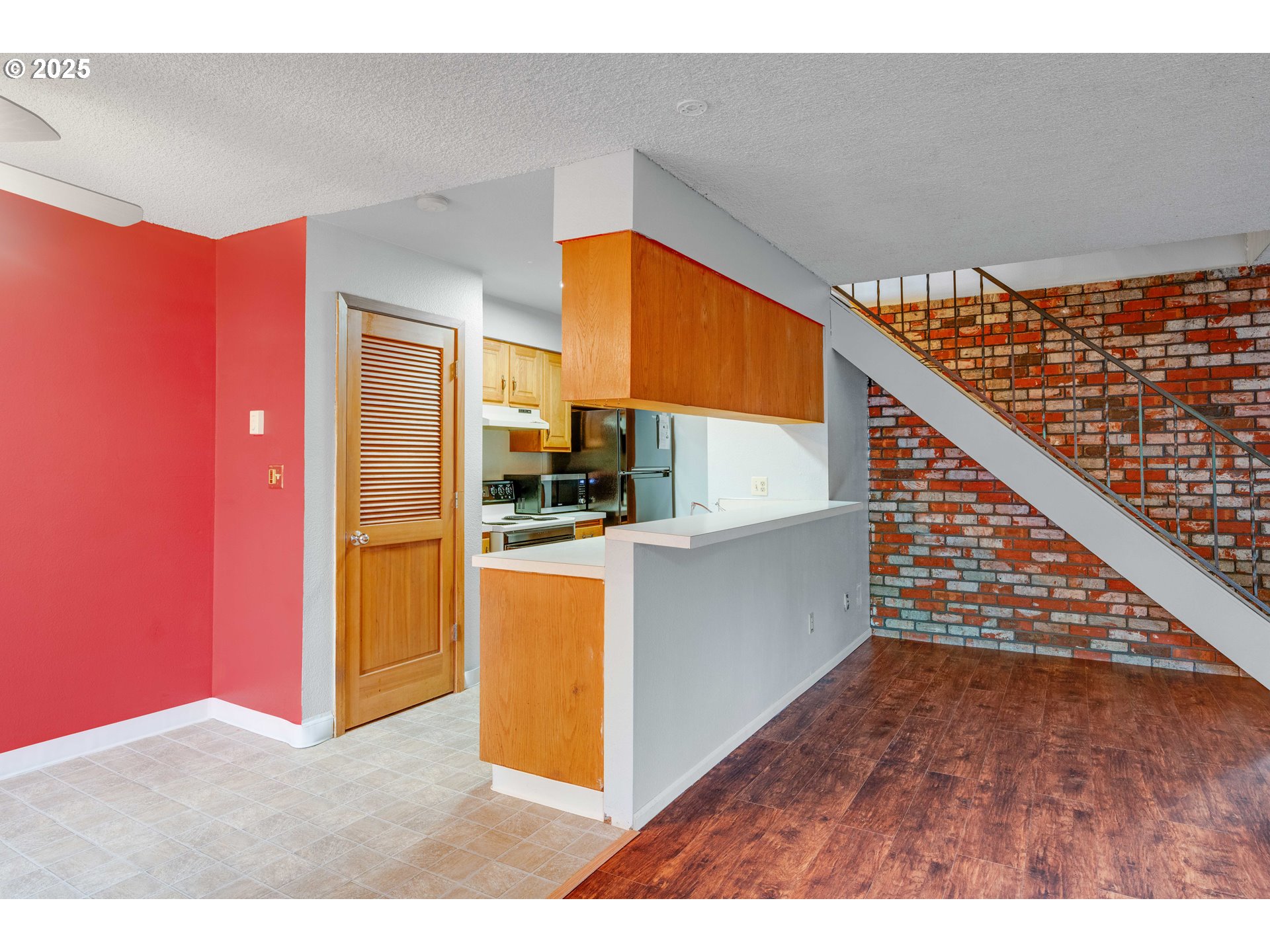 1411 NE PAROPA CT