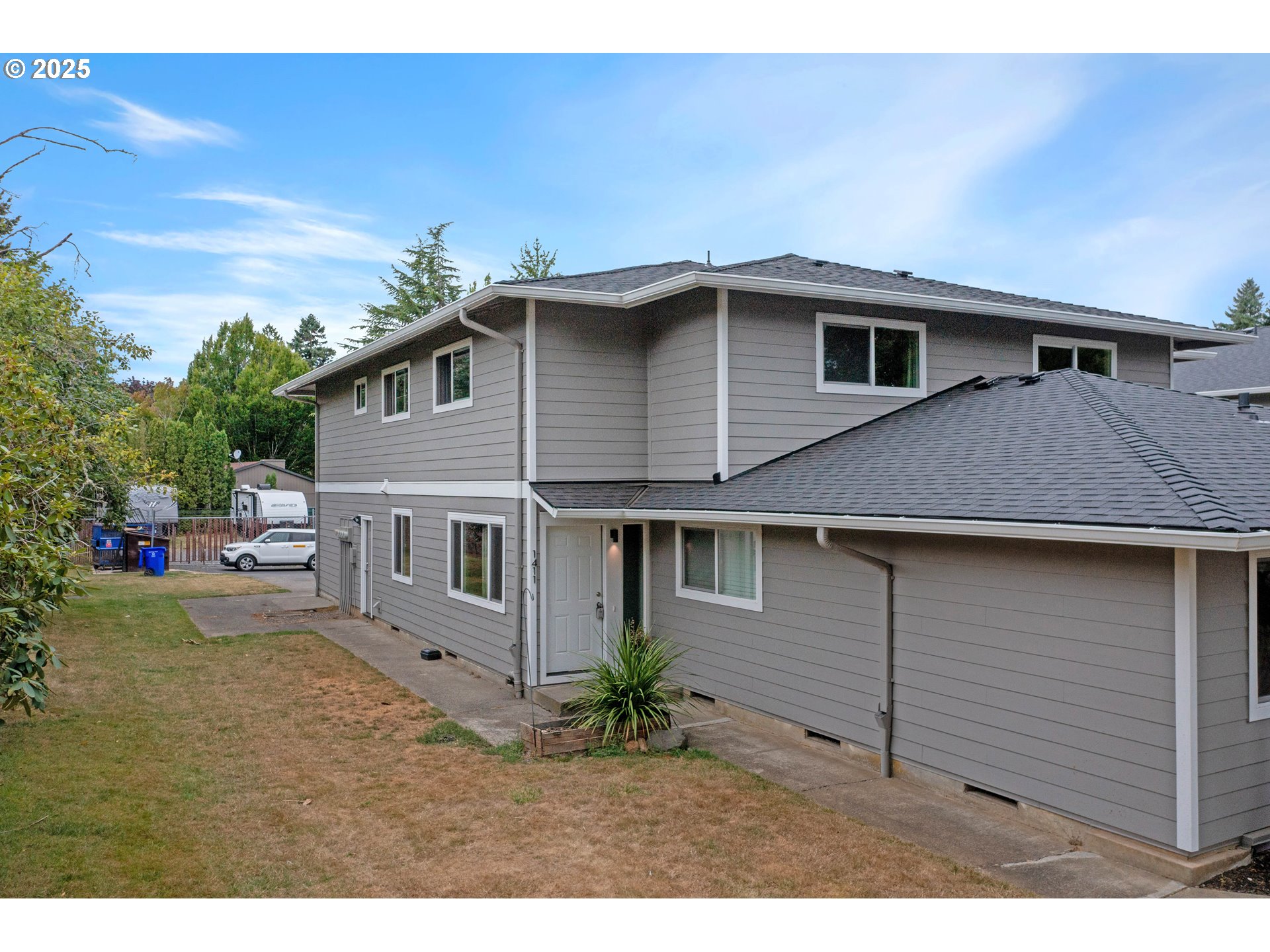 1411 NE PAROPA CT