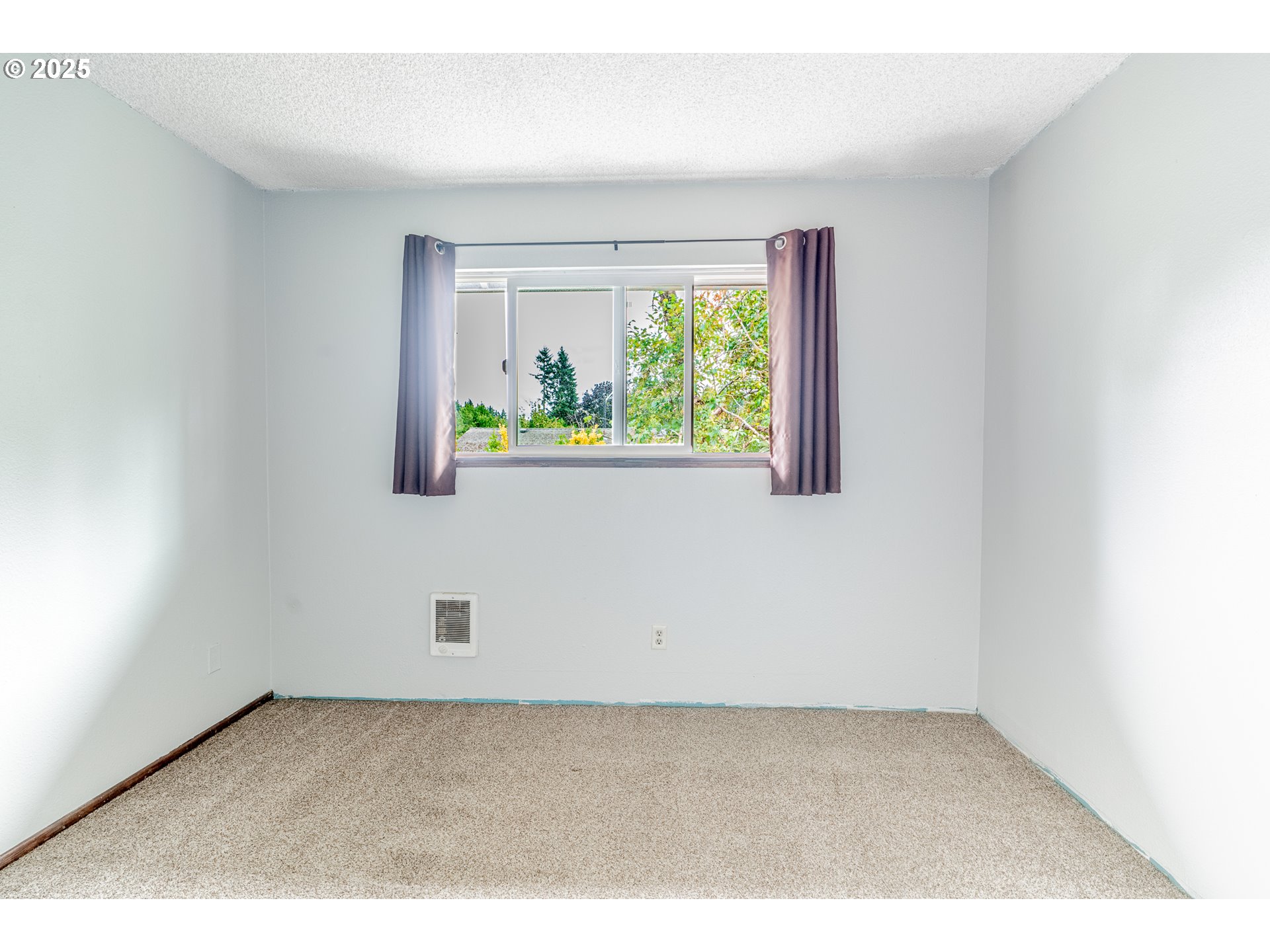 1411 NE PAROPA CT