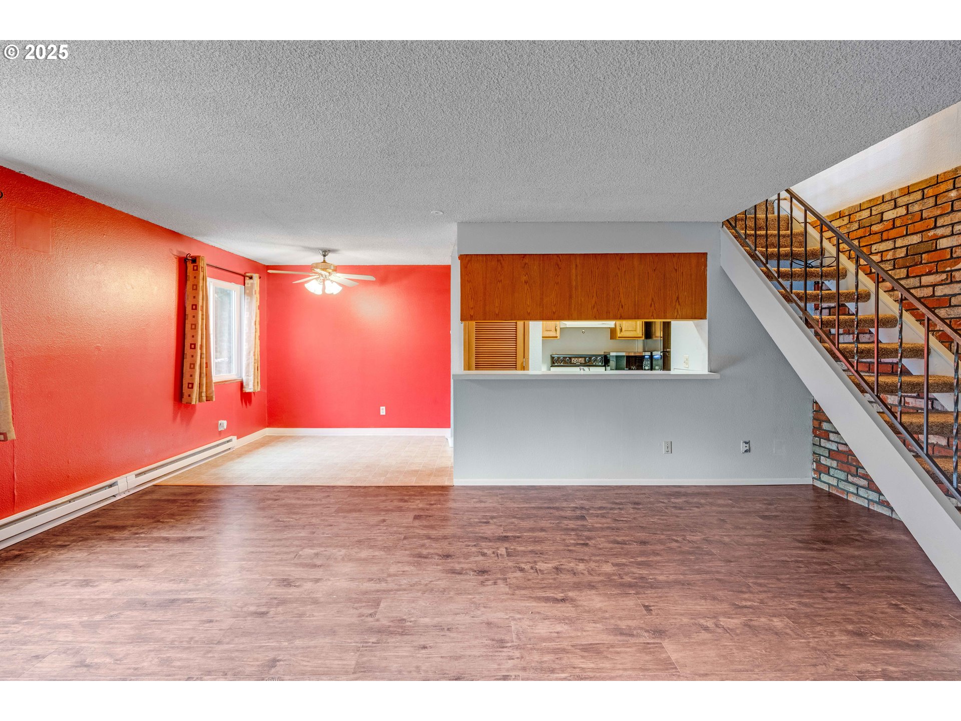 1411 NE PAROPA CT