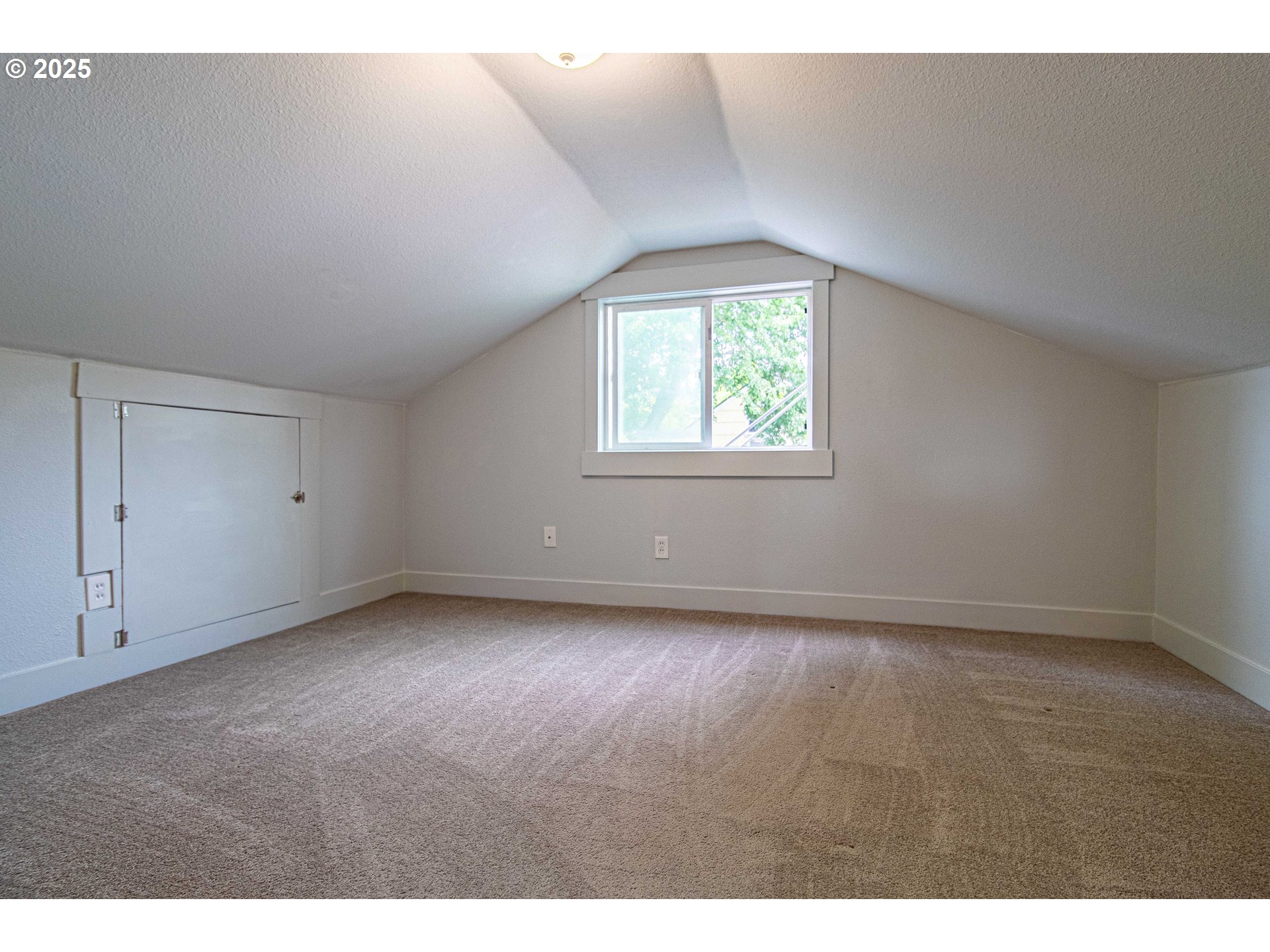 5622 SE JENNINGS AVE