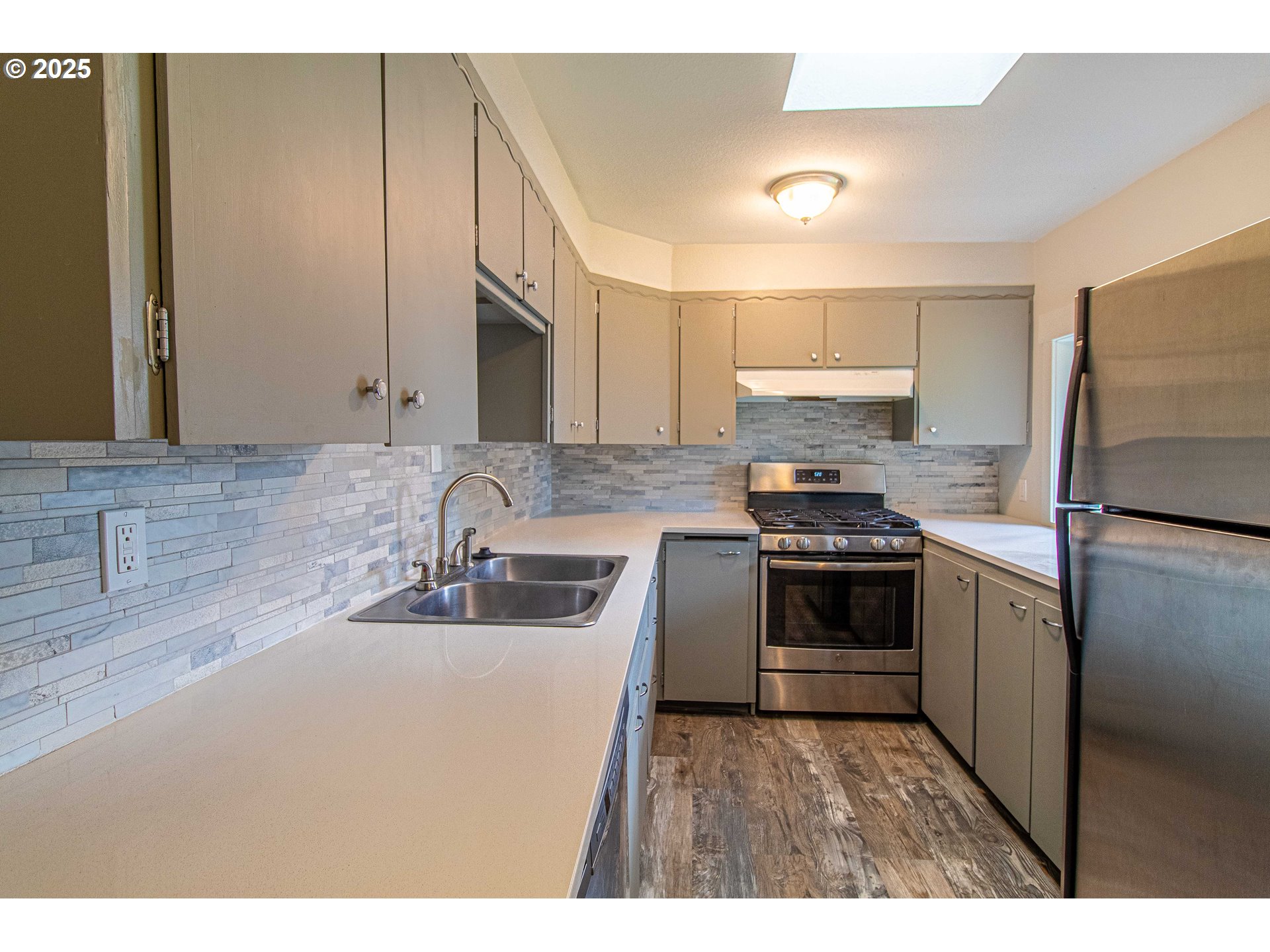 5622 SE JENNINGS AVE