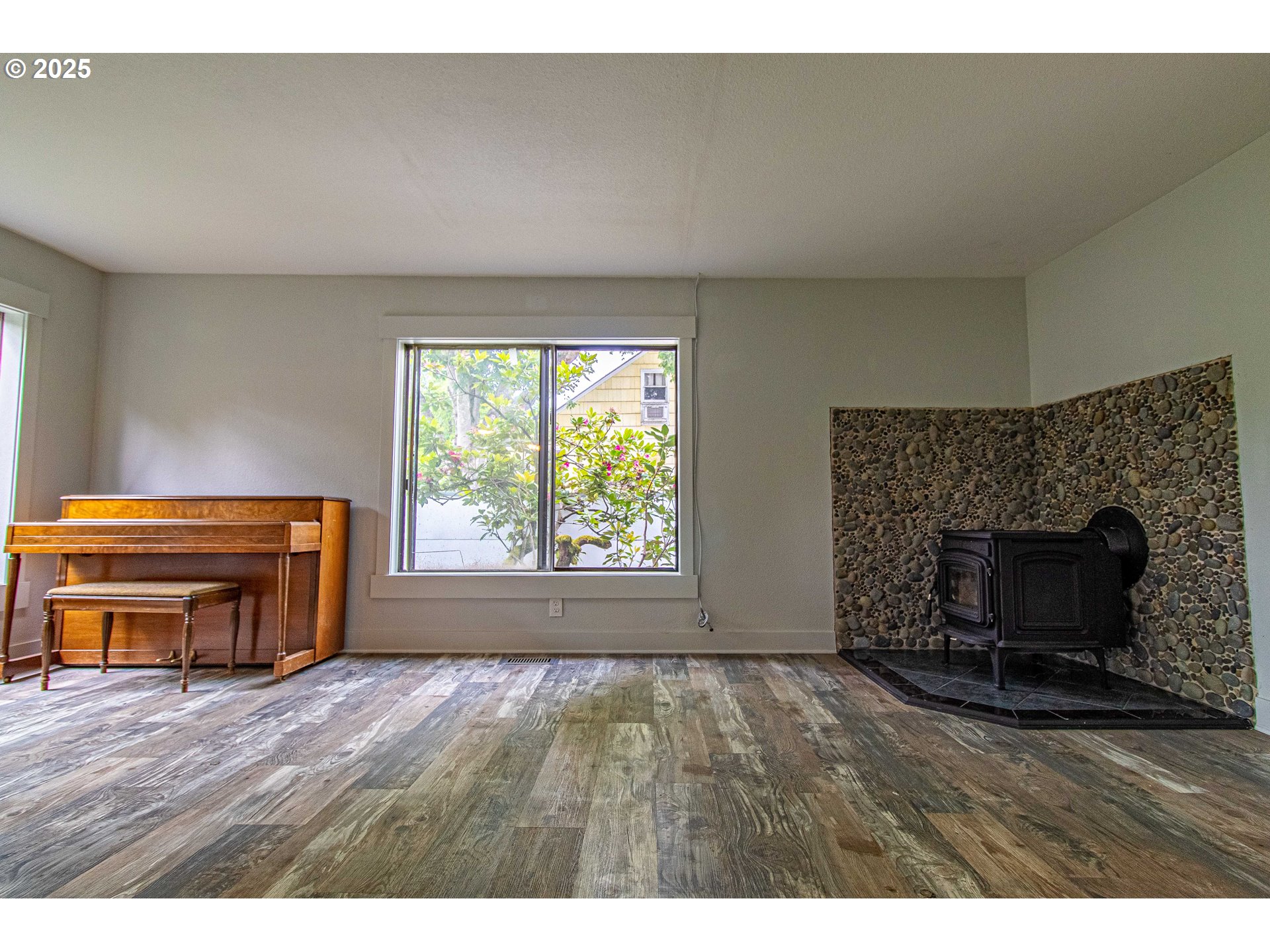 5622 SE JENNINGS AVE