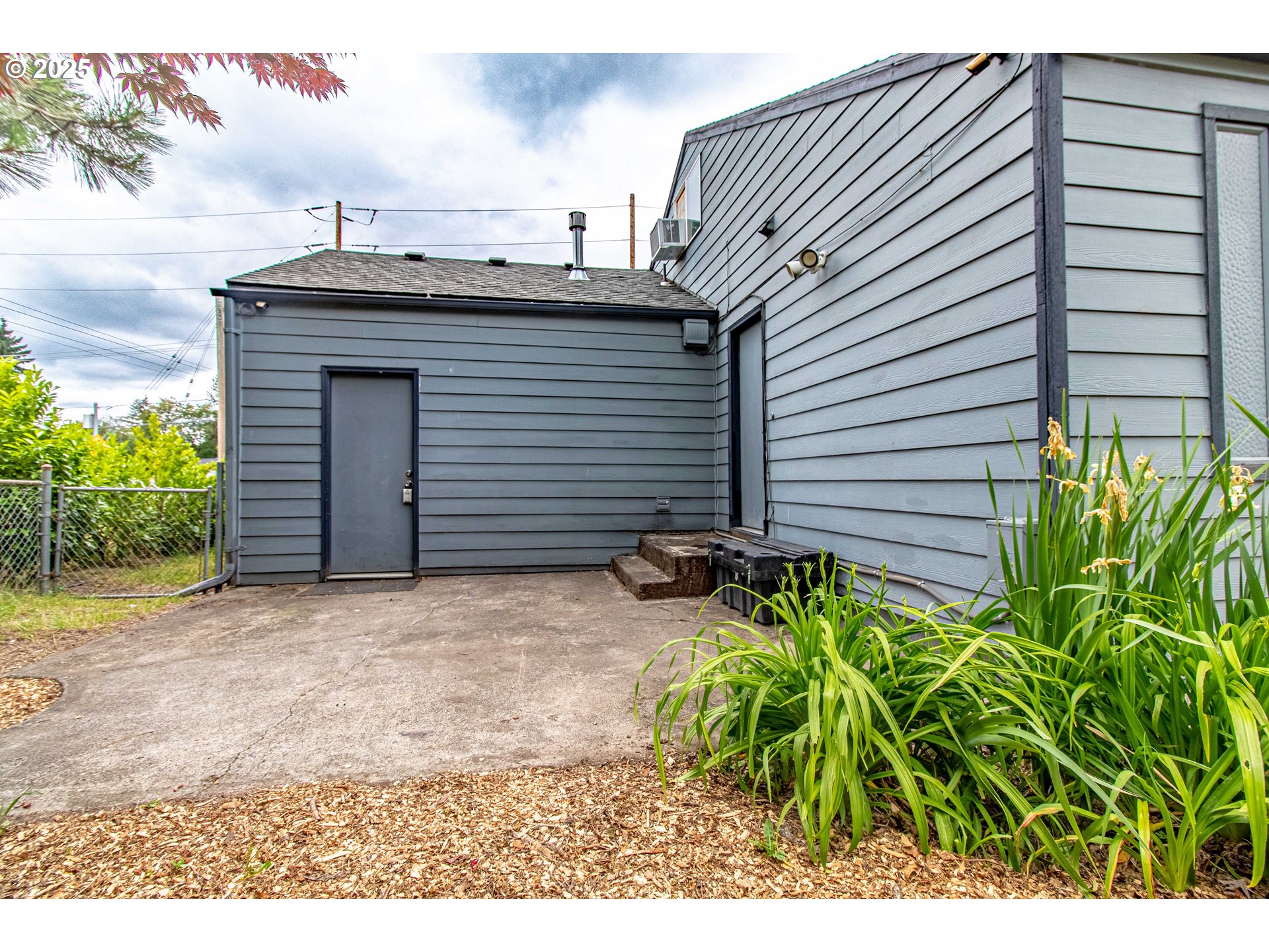 5622 SE JENNINGS AVE