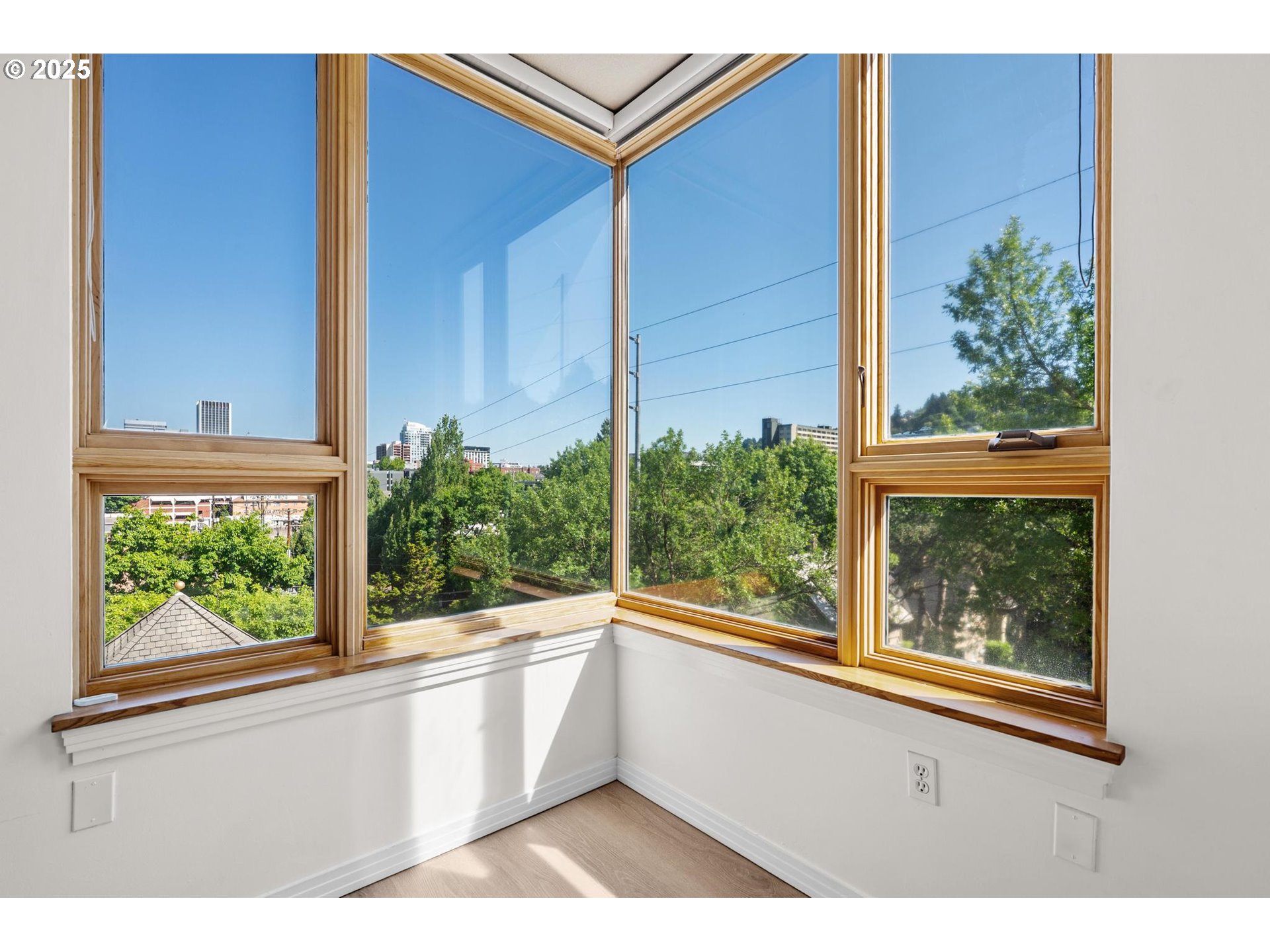 1132 SW 19TH AVE 306