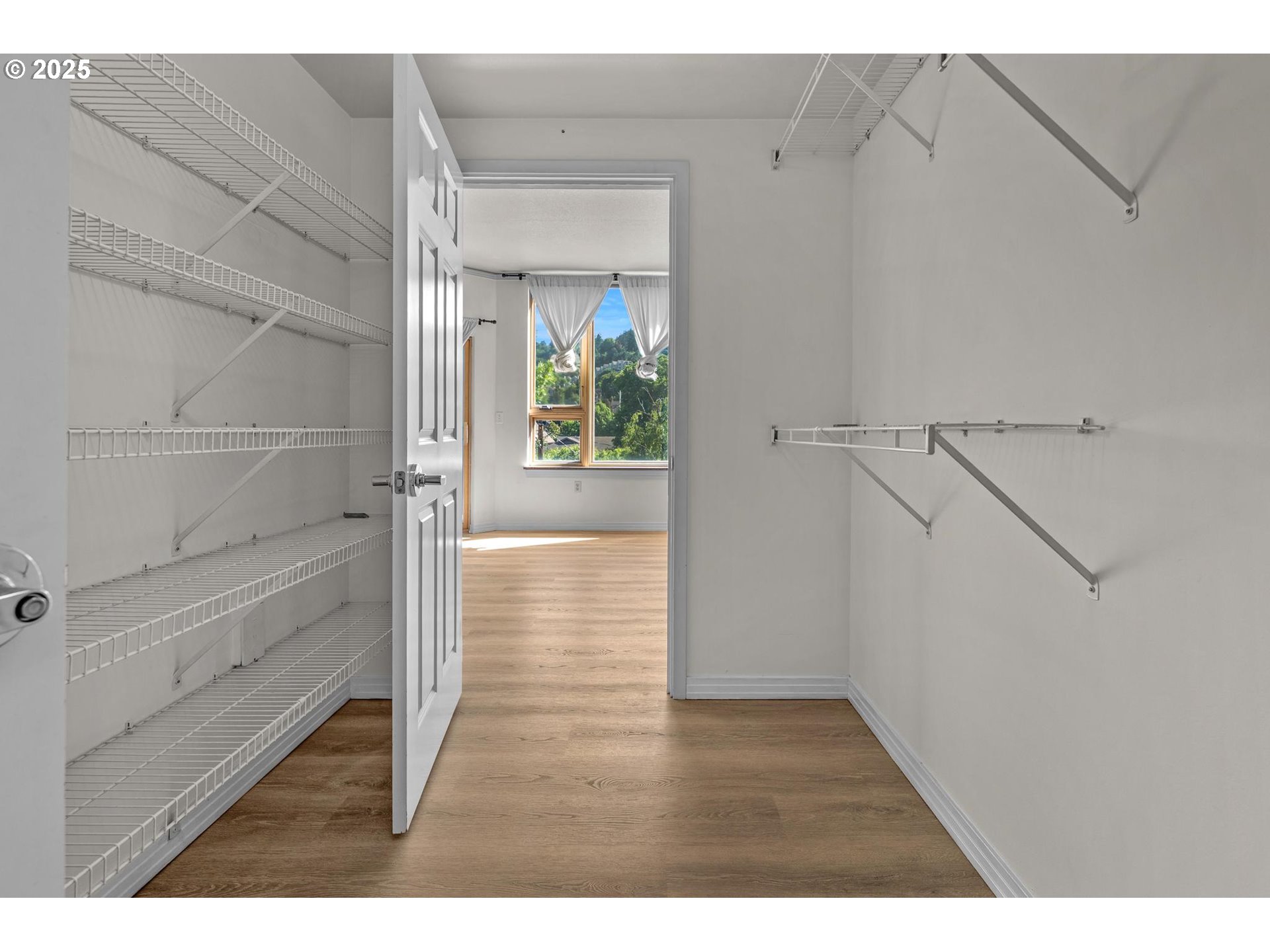 1132 SW 19TH AVE 306