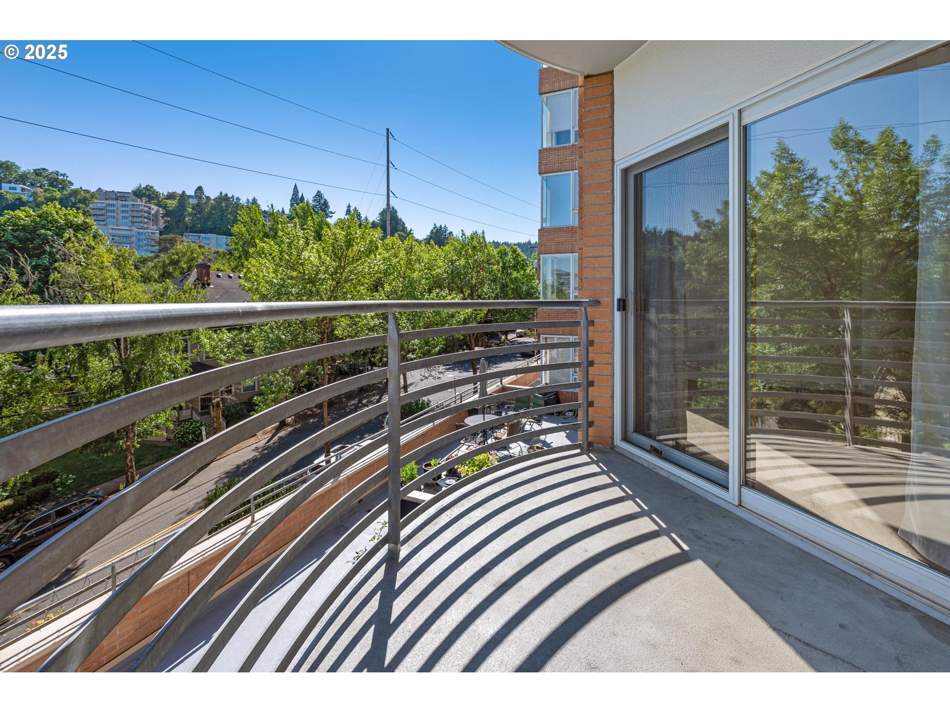 1132 SW 19TH AVE 306