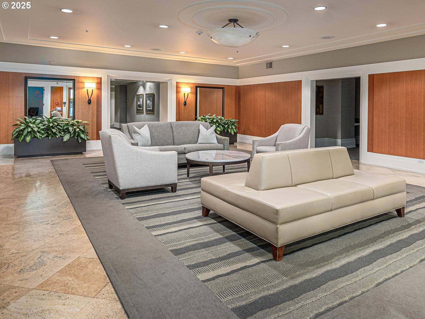 1132 SW 19TH AVE 306