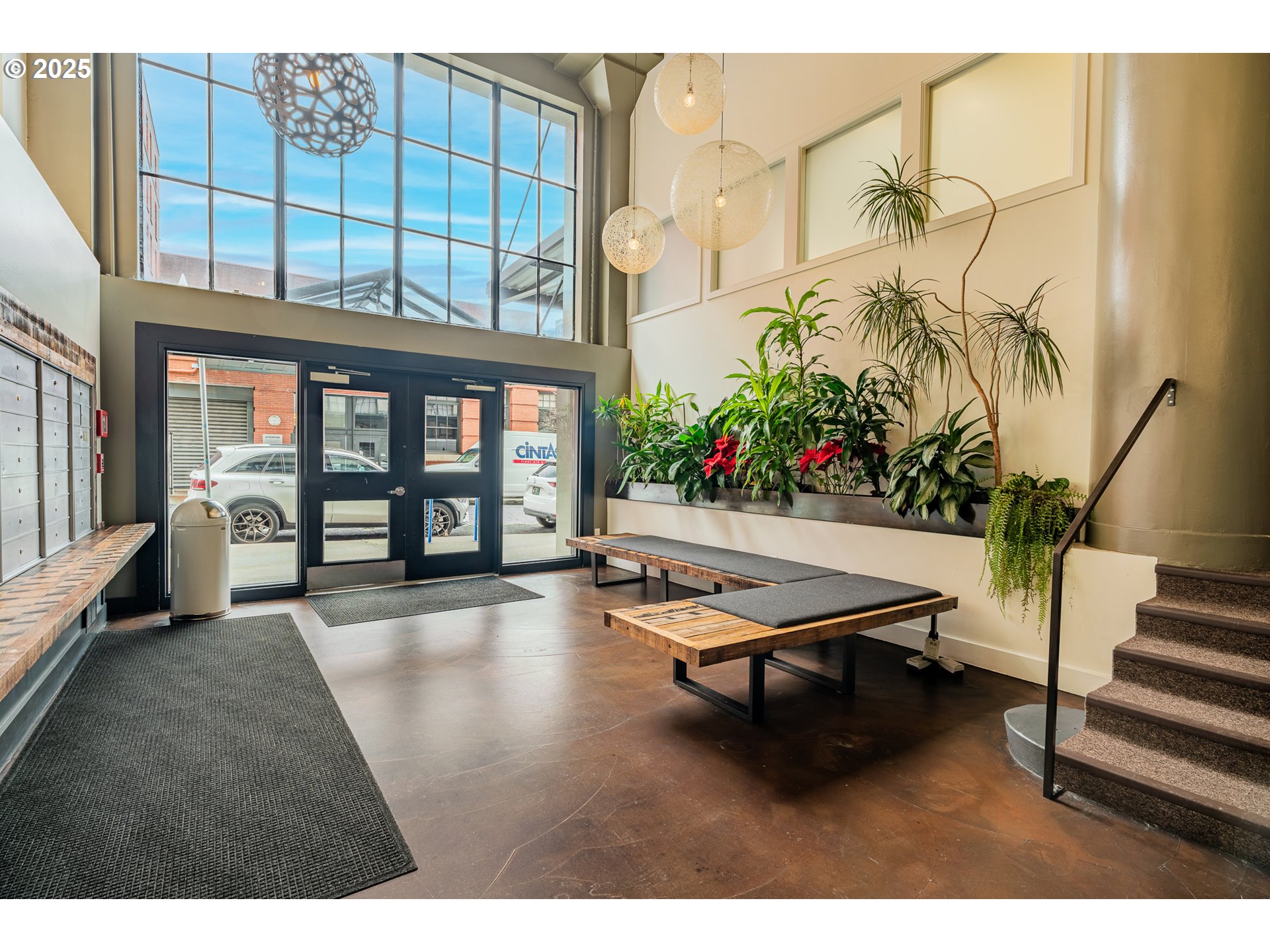 1314 NW IRVING ST 202