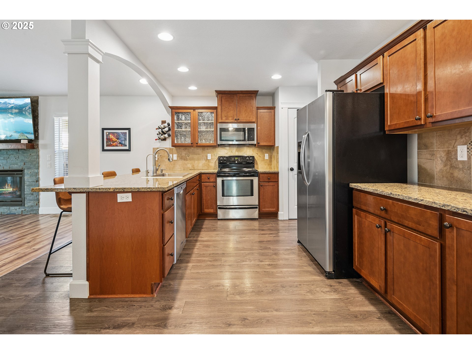 2740 NINA PL