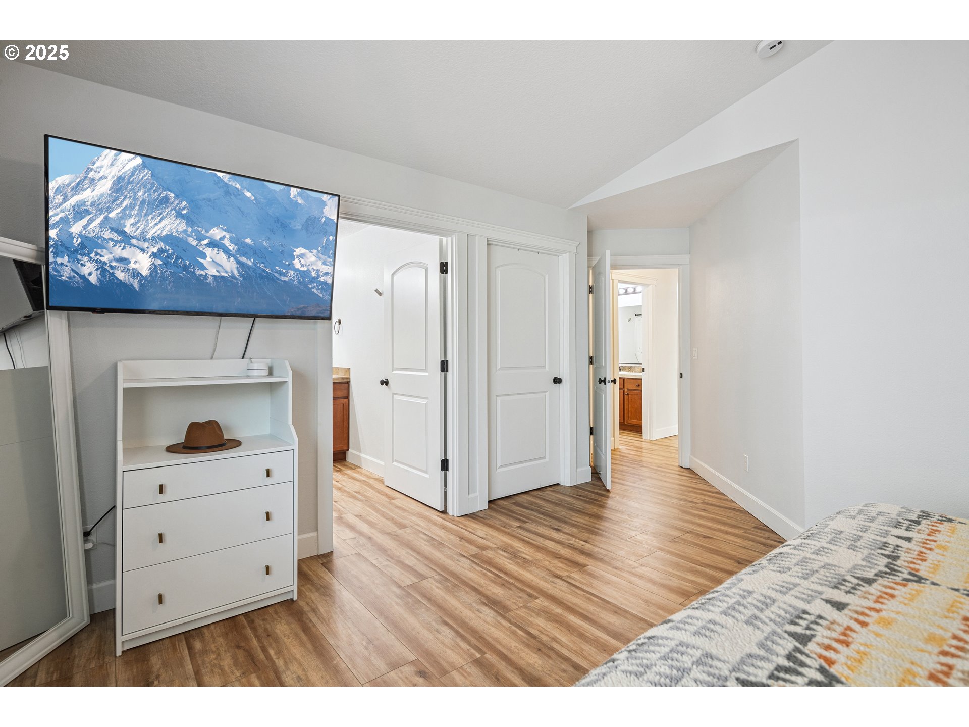 2740 NINA PL