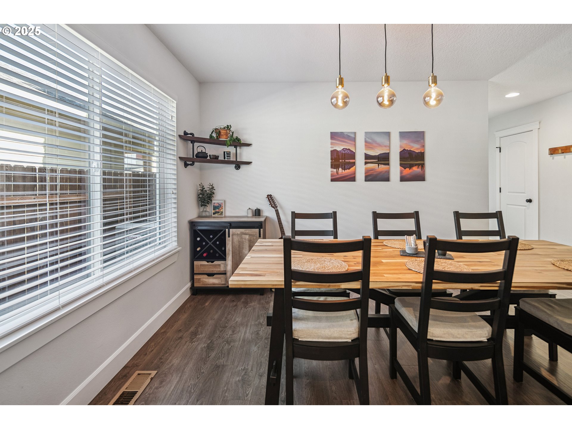 2740 NINA PL