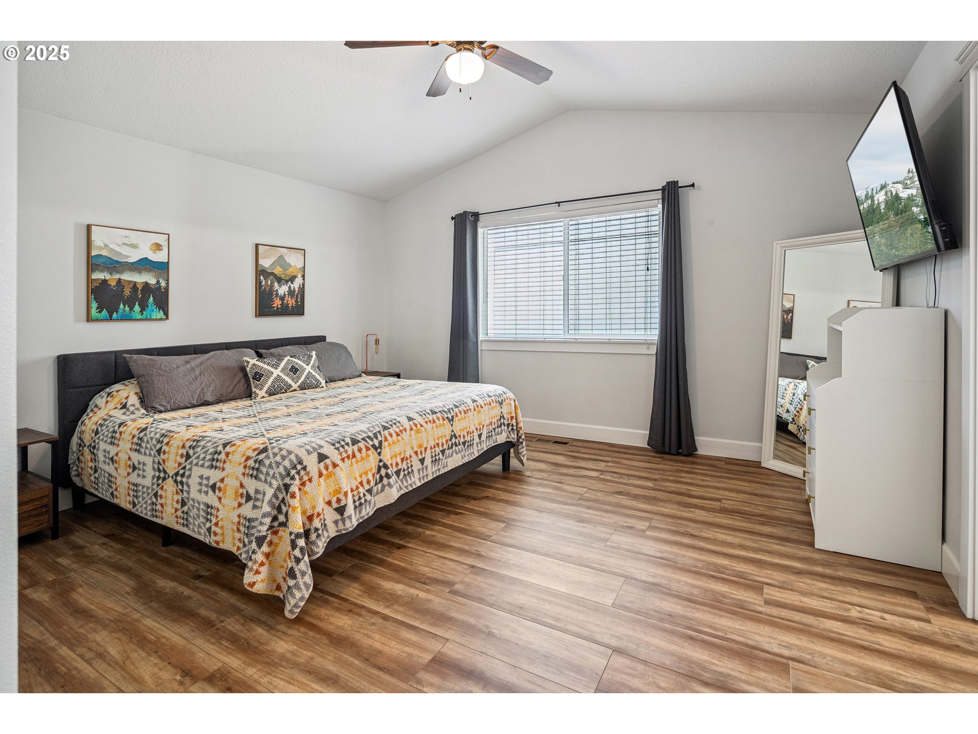 2740 NINA PL