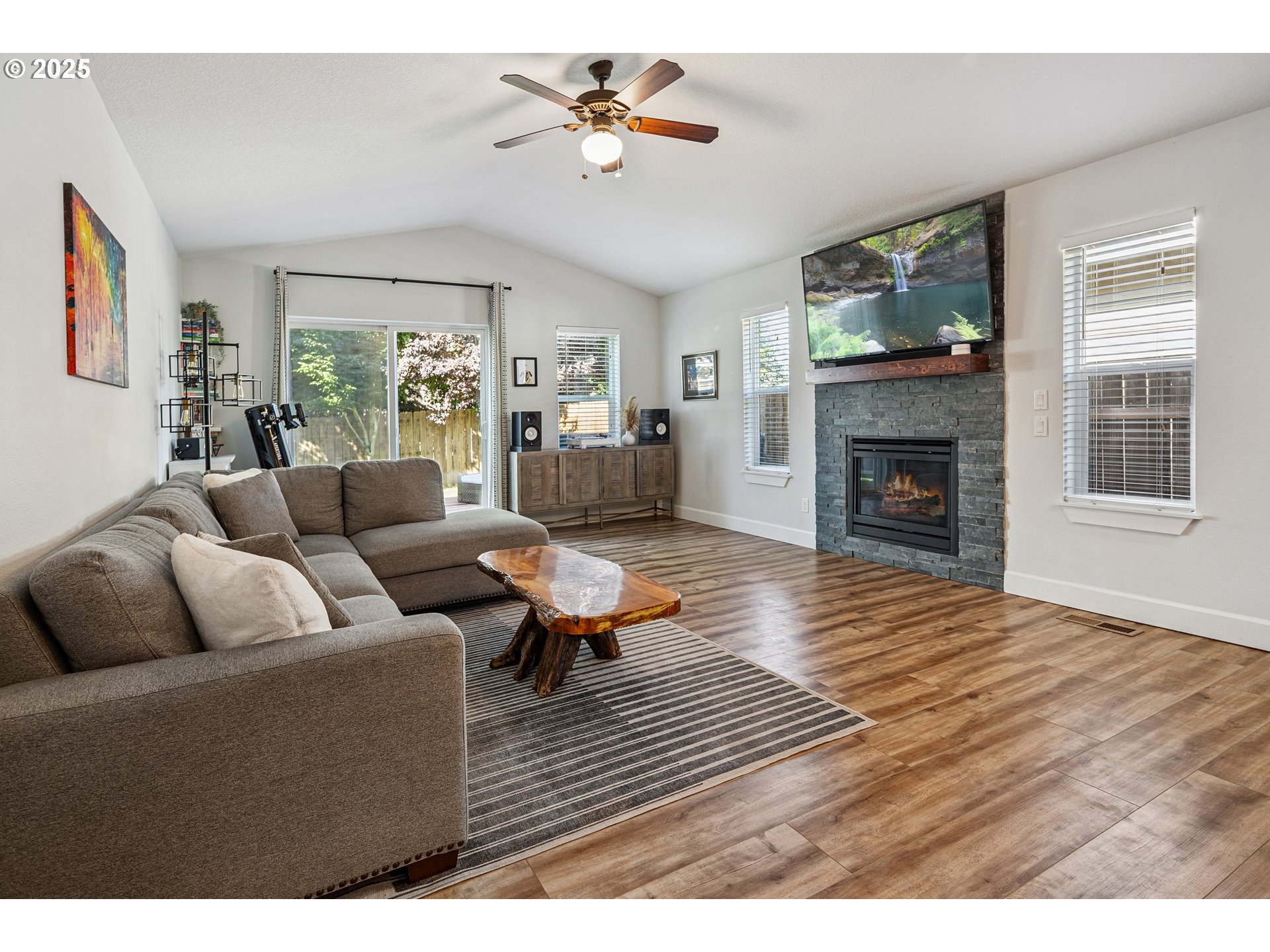 2740 NINA PL