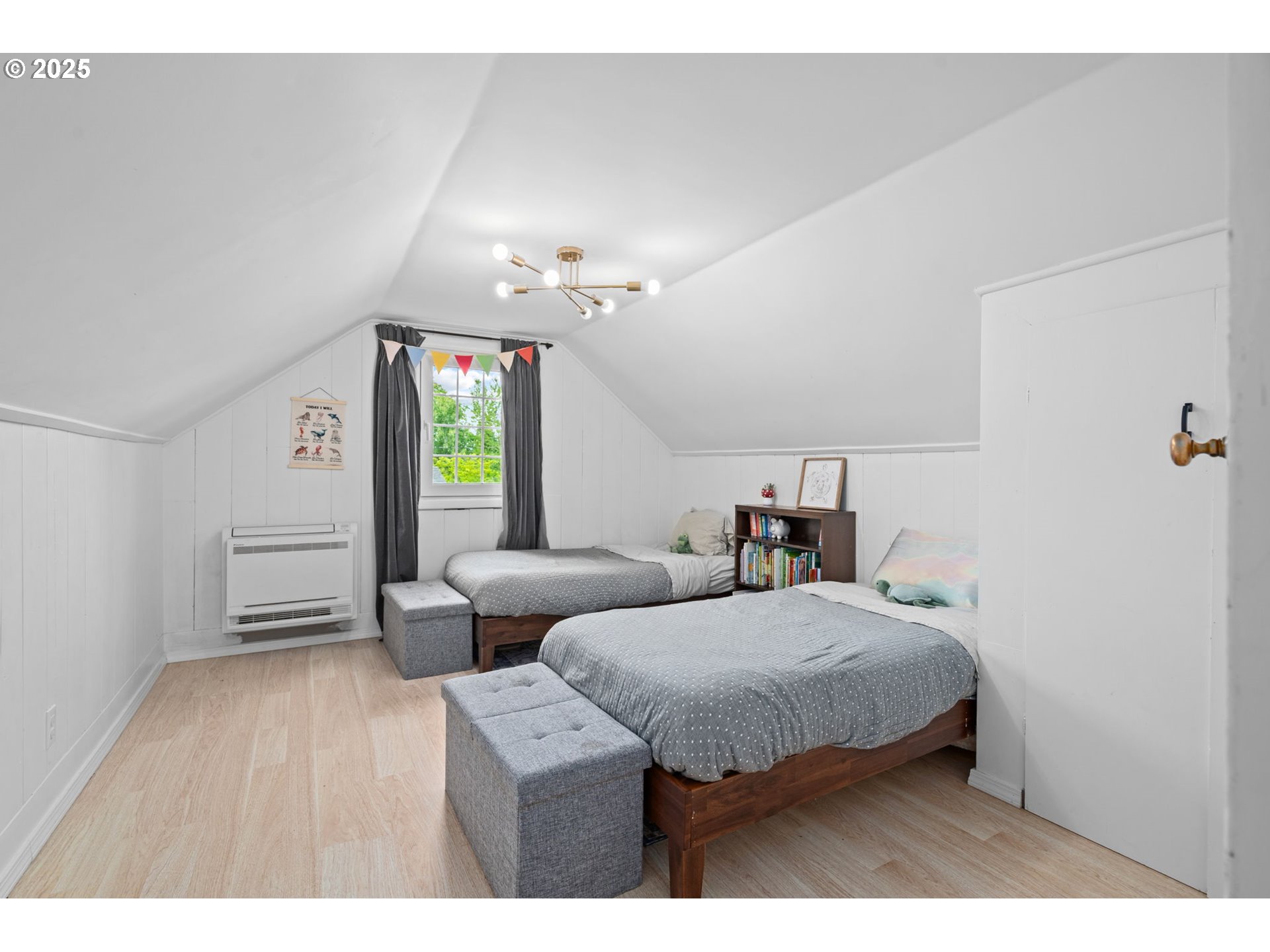 615 NE 61ST PL