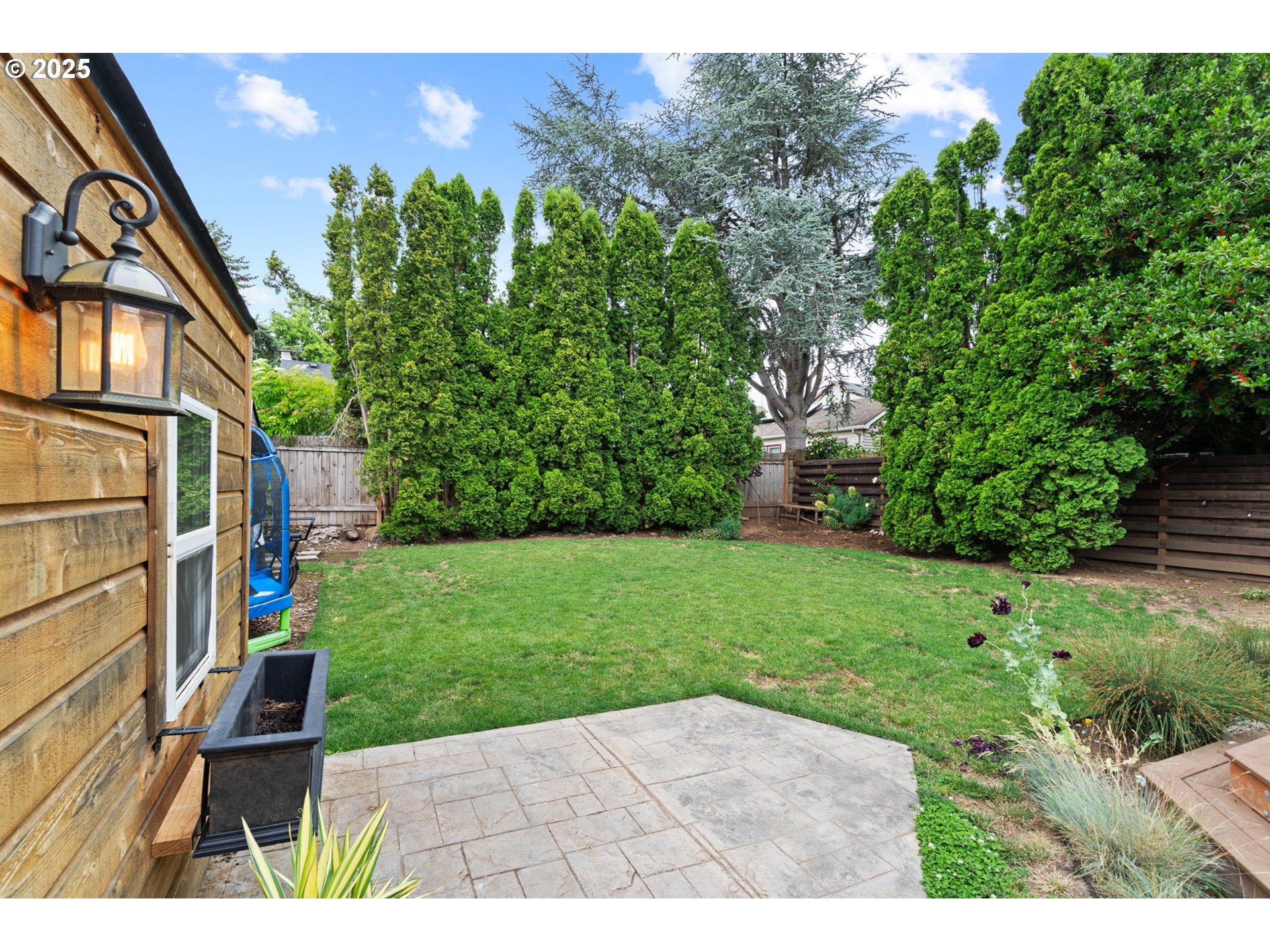 615 NE 61ST PL