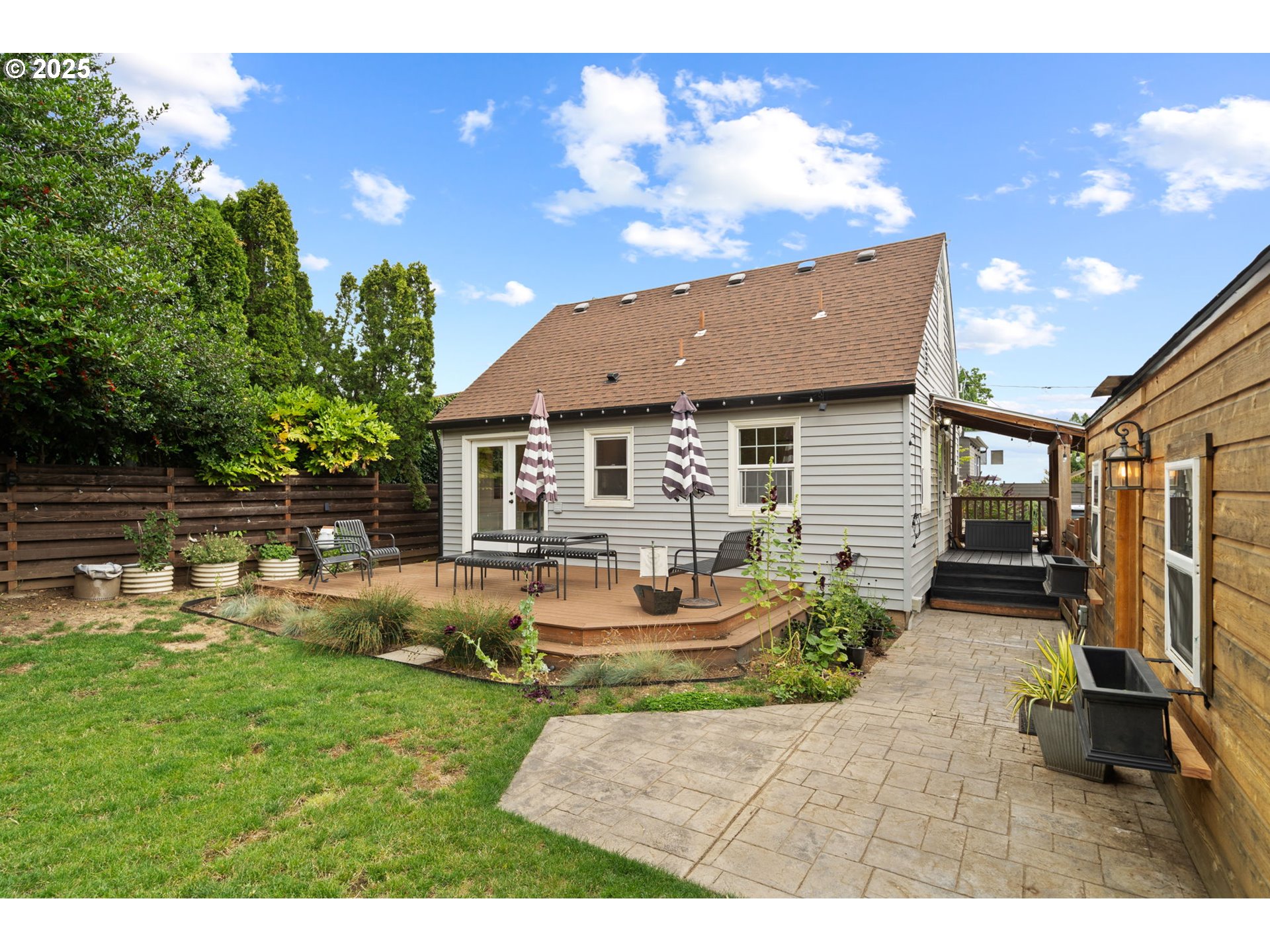 615 NE 61ST PL