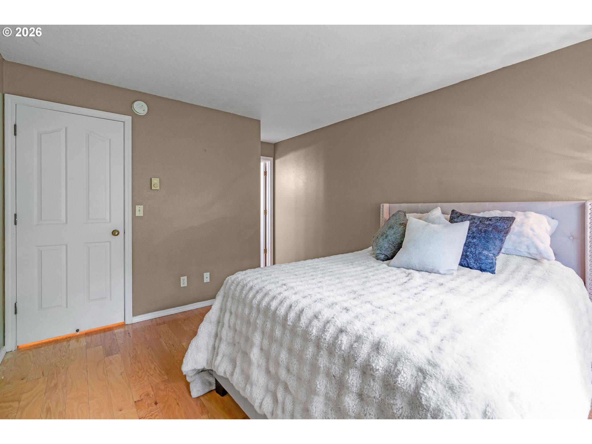 4000 CARMAN DR 60
