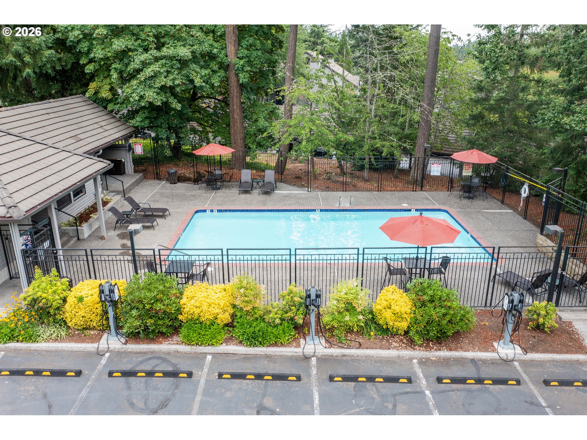 4000 CARMAN DR 60