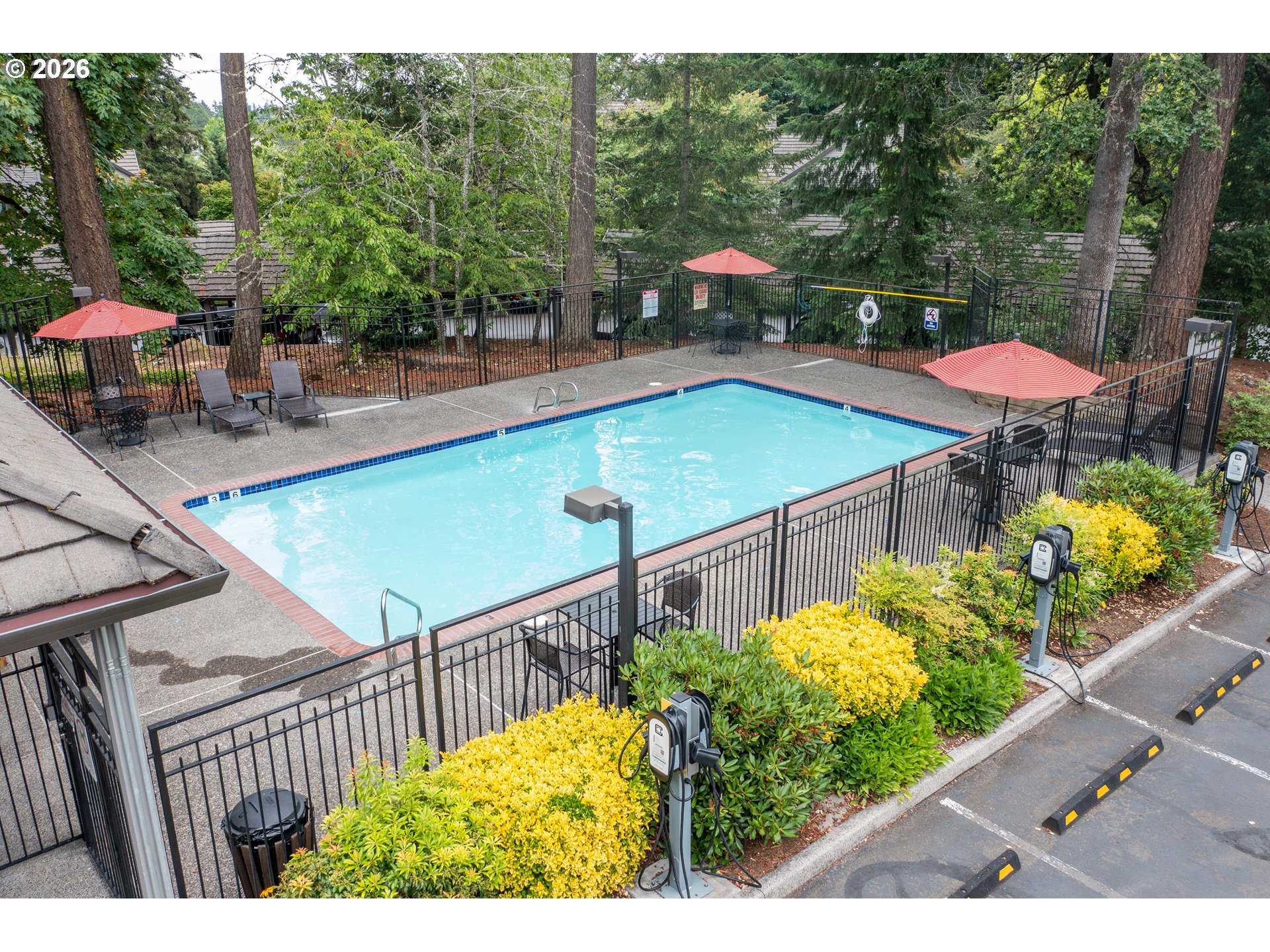 4000 CARMAN DR 60