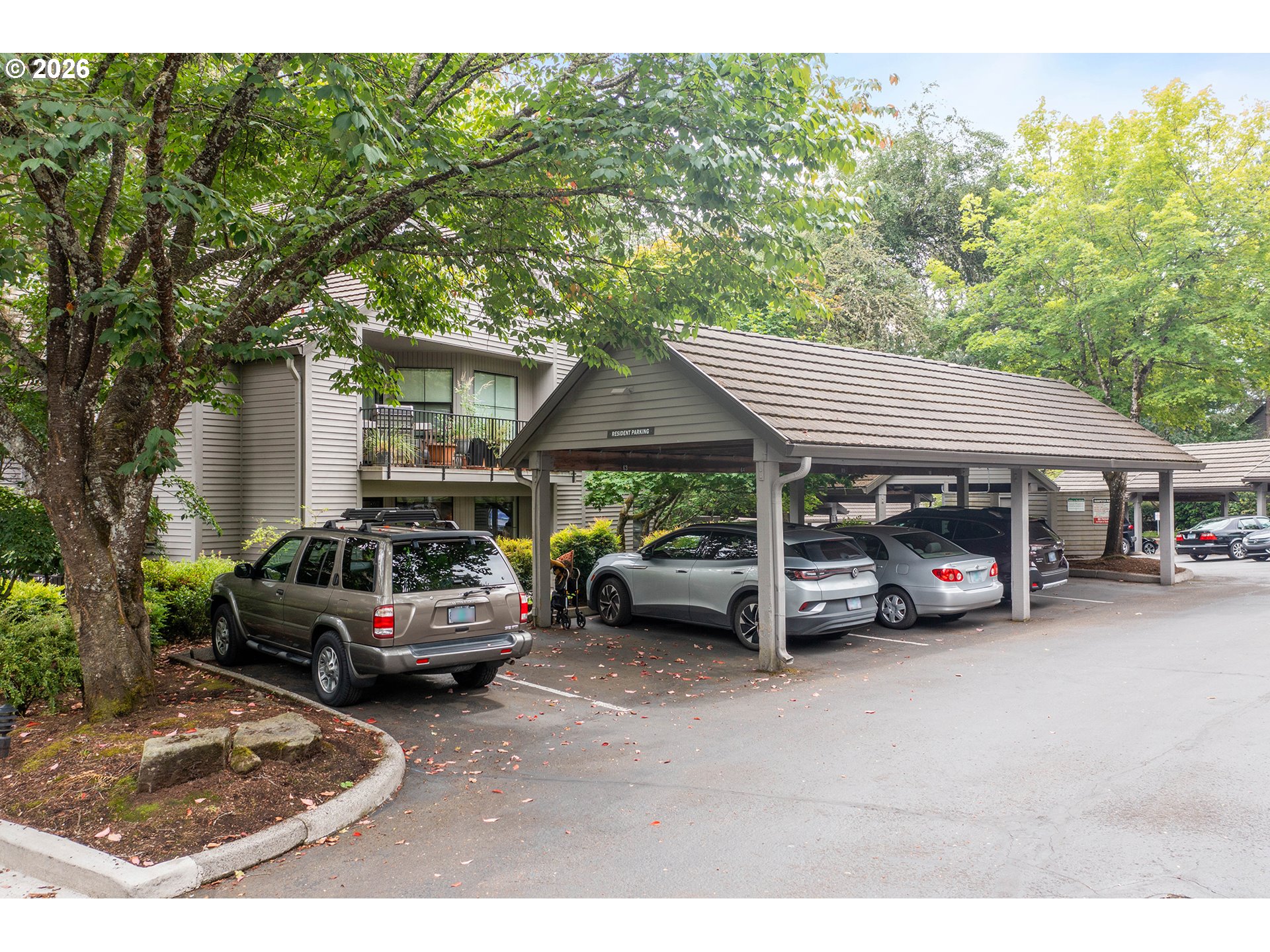 4000 CARMAN DR 60