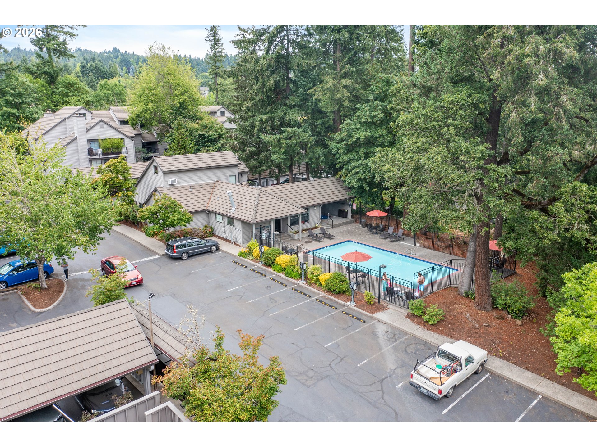 4000 CARMAN DR 60