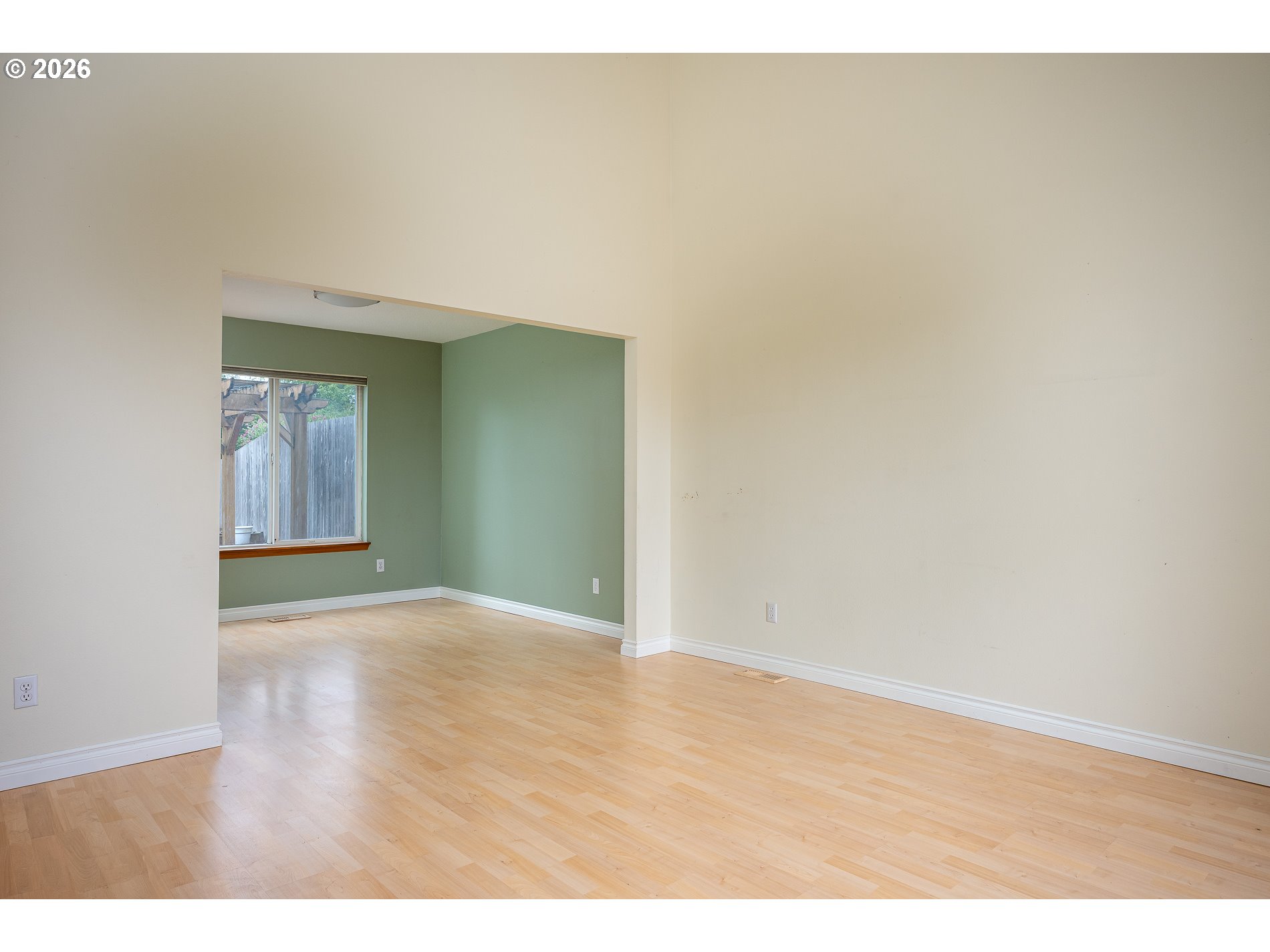 16033 SE MARY ANN LN