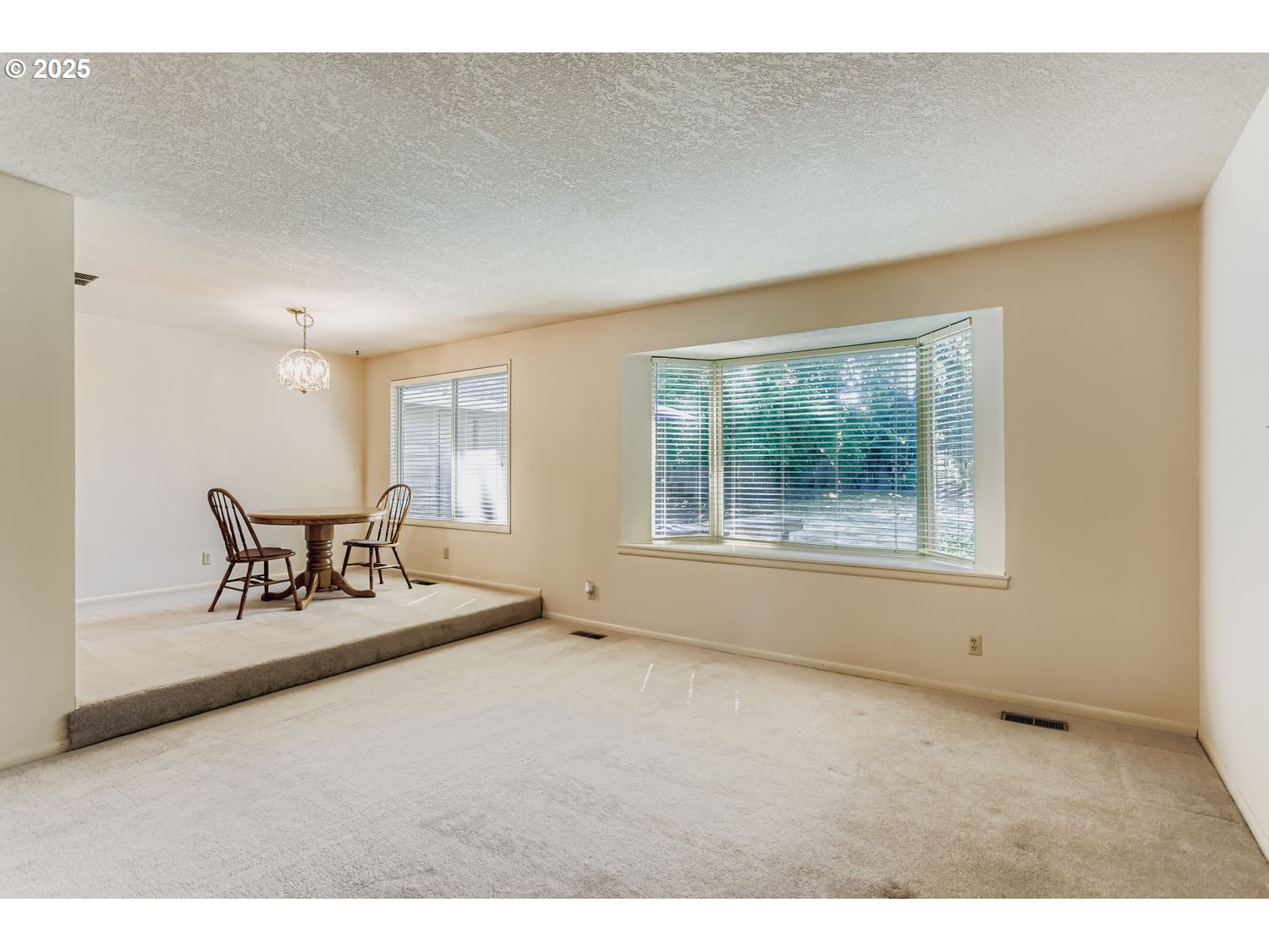 3415 NW ASHLAND DR