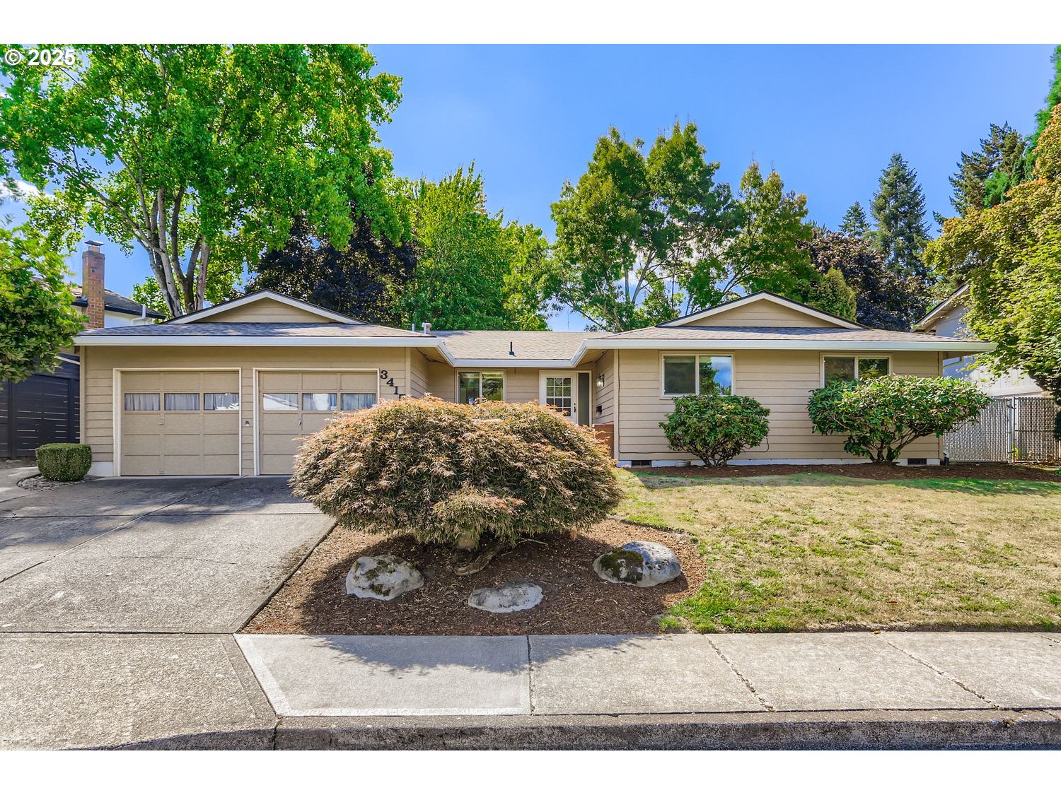 3415 NW ASHLAND DR