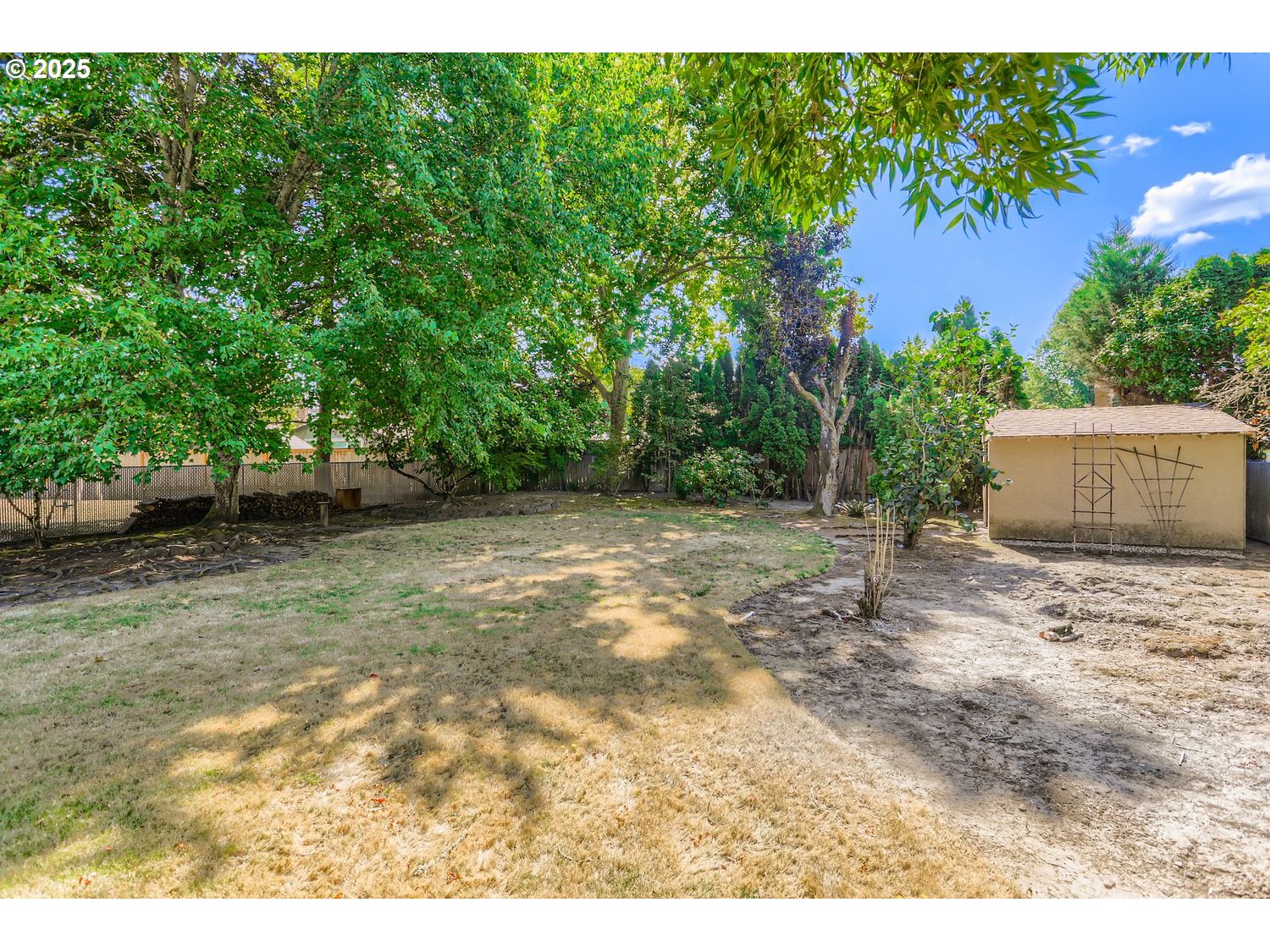3415 NW ASHLAND DR