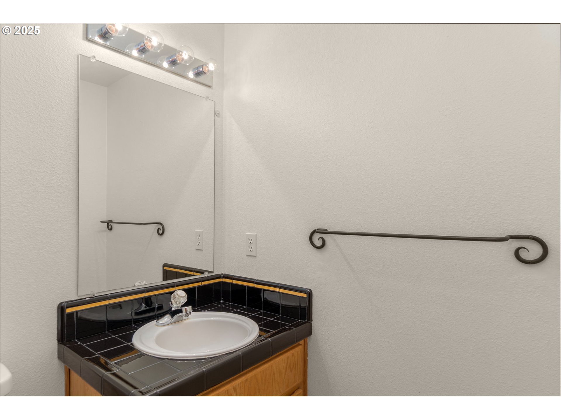 16149 SW SNAPDRAGON LN