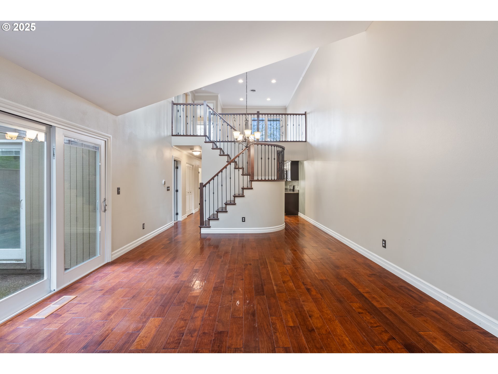 1834 NW SHOREWOOD CT