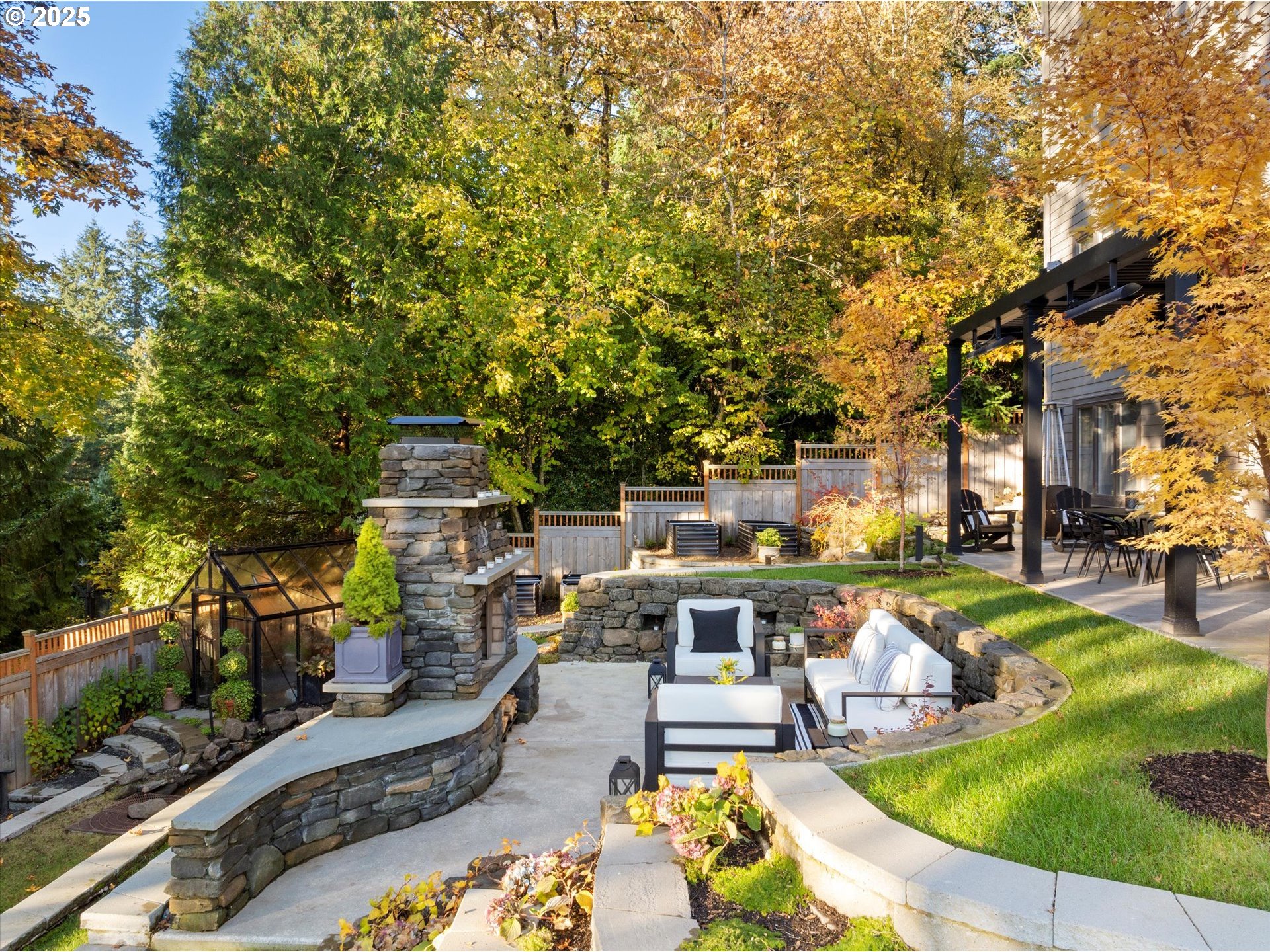 3440 SW DOSCHVIEW CT