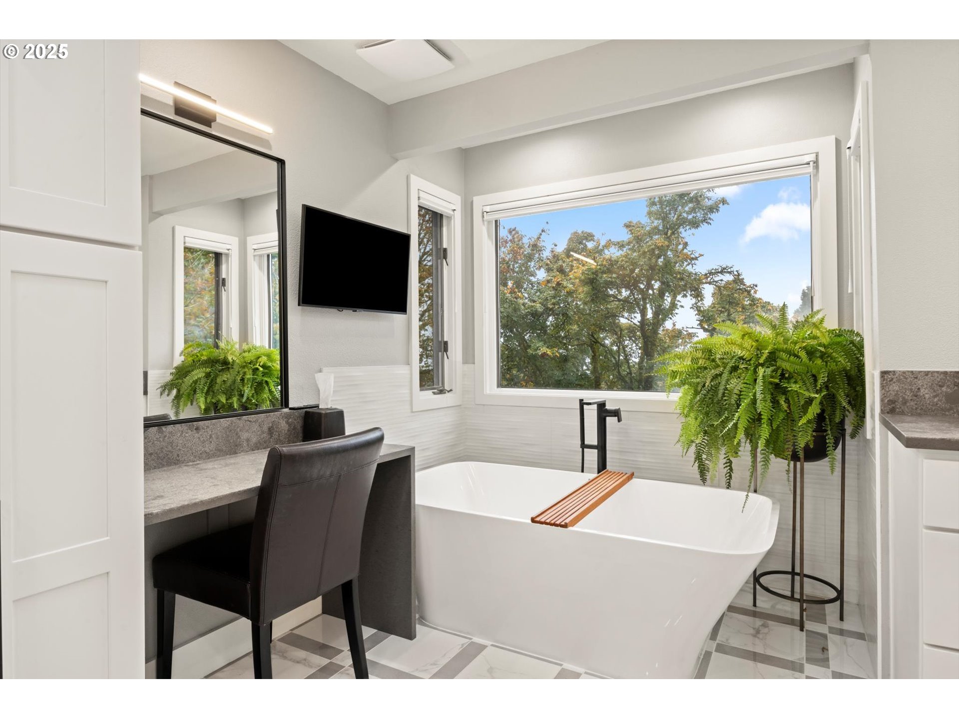 3440 SW DOSCHVIEW CT