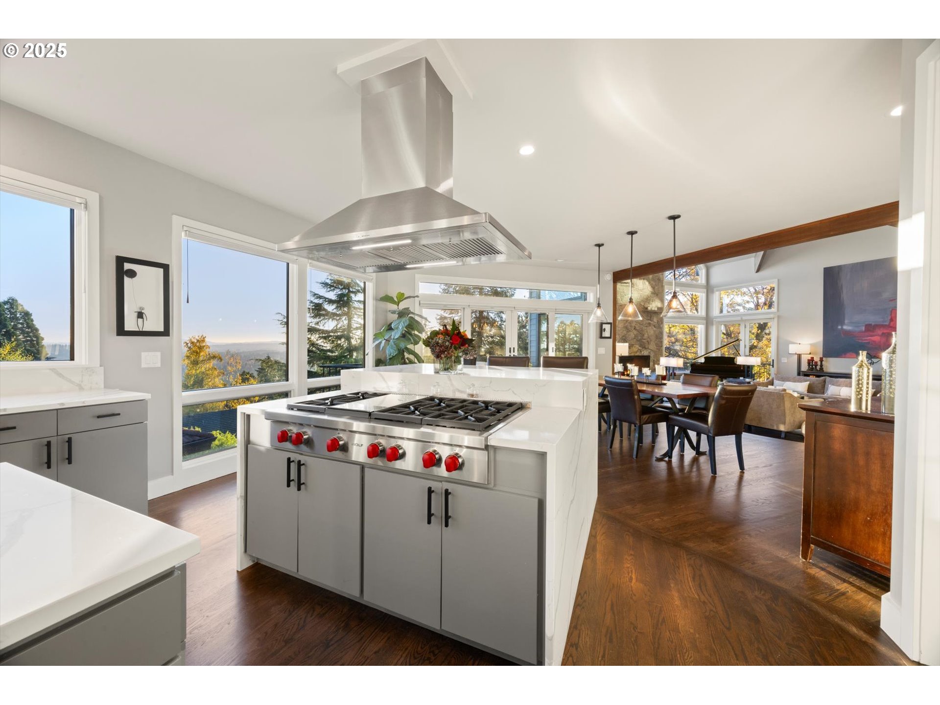 3440 SW DOSCHVIEW CT