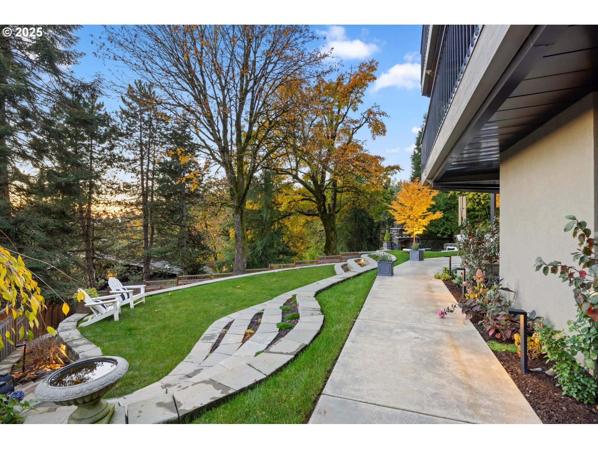 3440 SW DOSCHVIEW CT