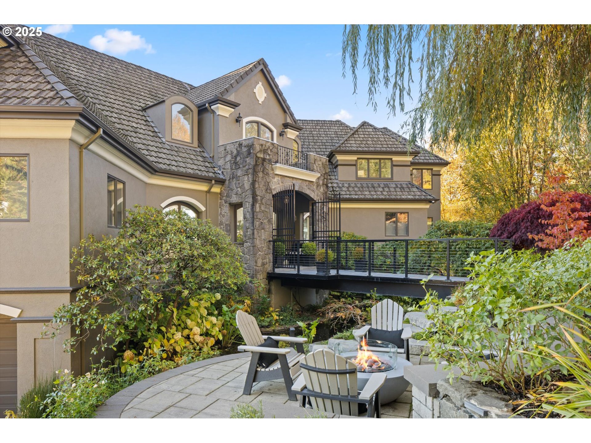 3440 SW DOSCHVIEW CT