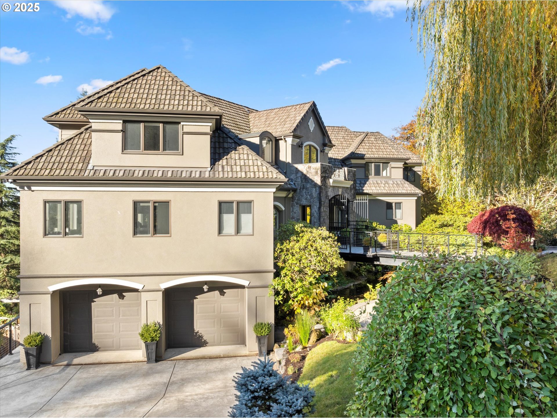 3440 SW DOSCHVIEW CT