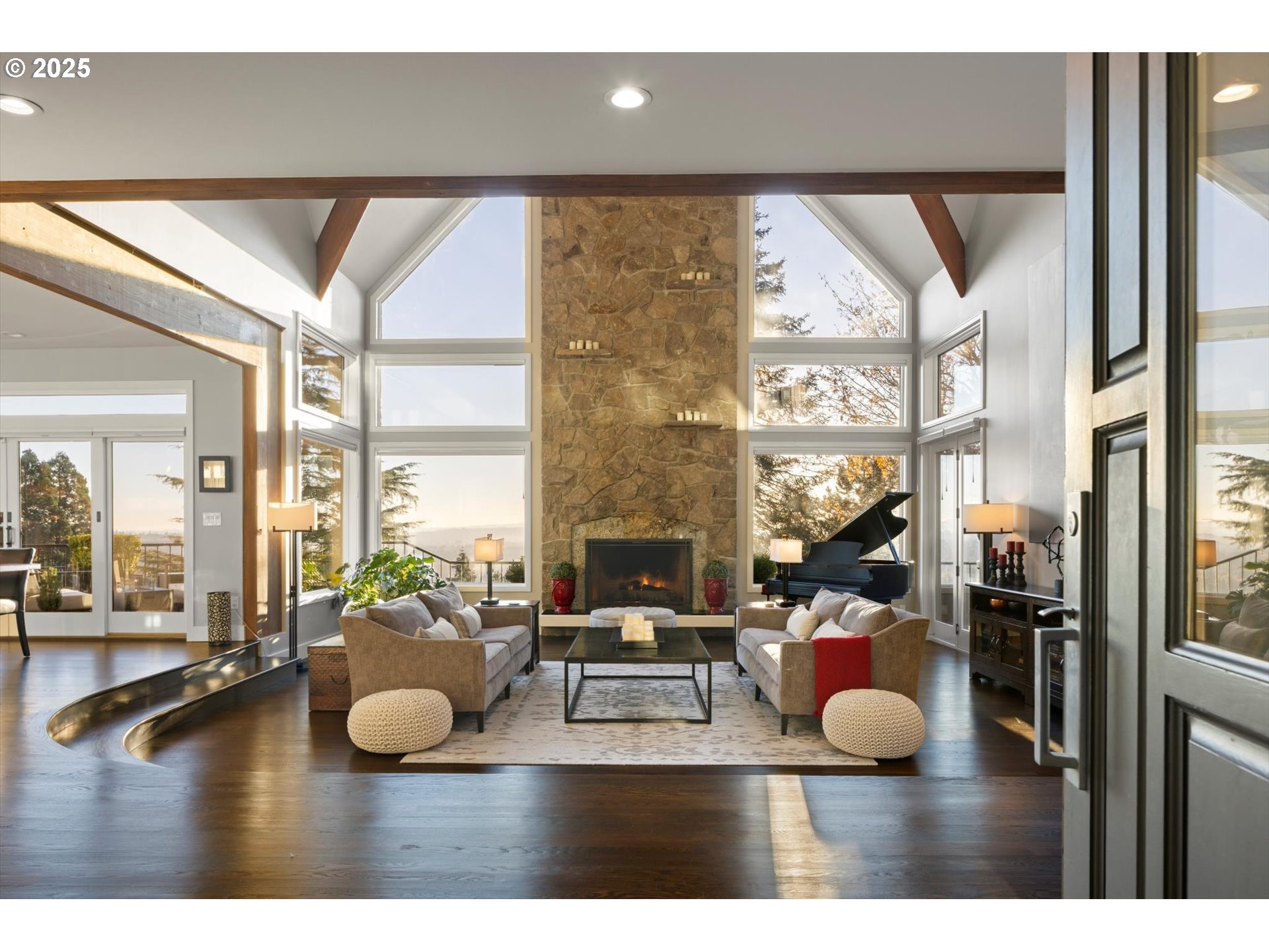 3440 SW DOSCHVIEW CT