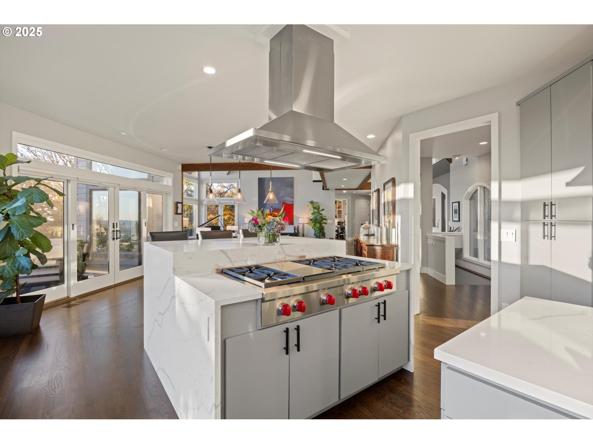 3440 SW DOSCHVIEW CT