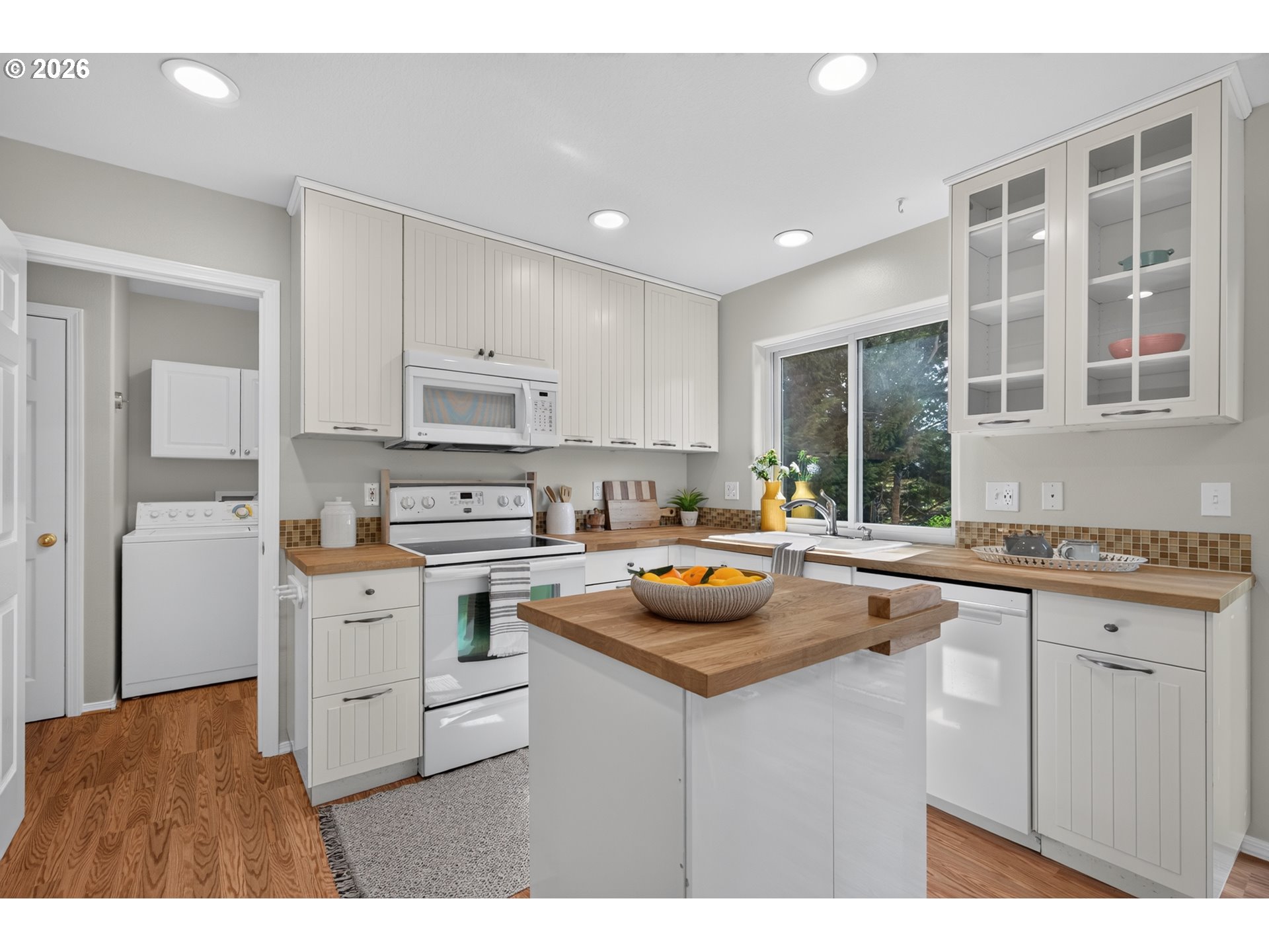 22104 SW LIST PL