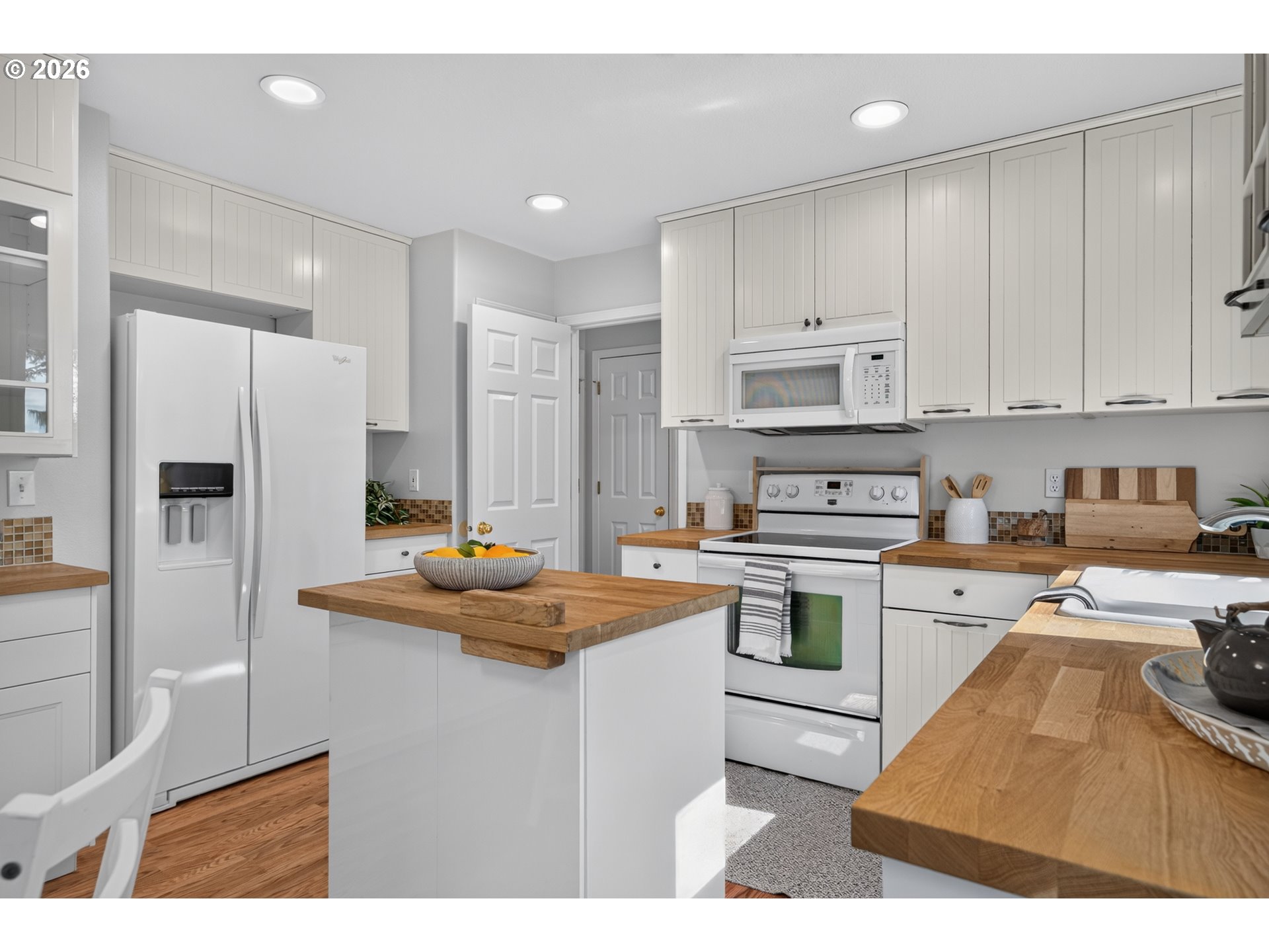 22104 SW LIST PL