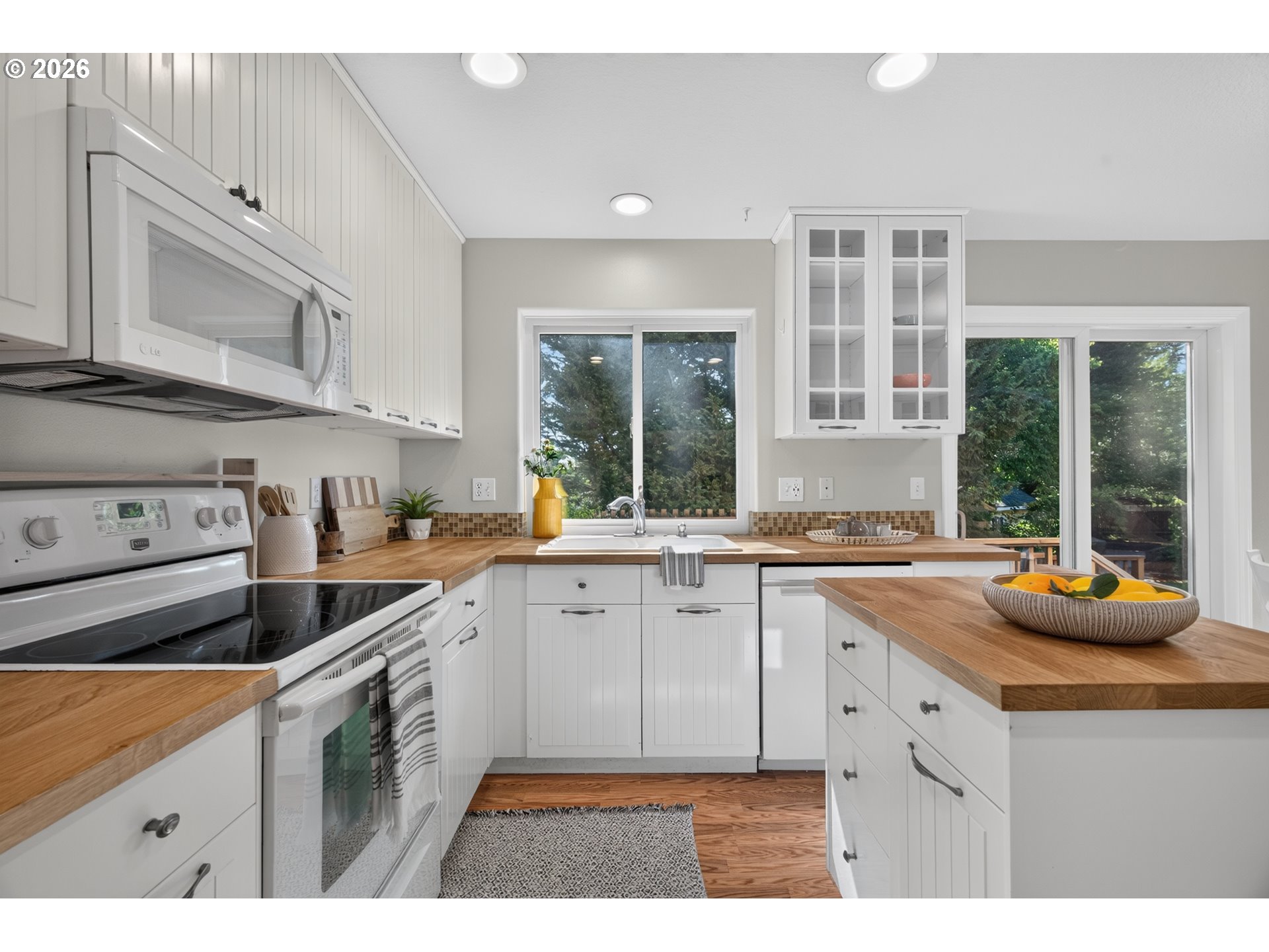 22104 SW LIST PL