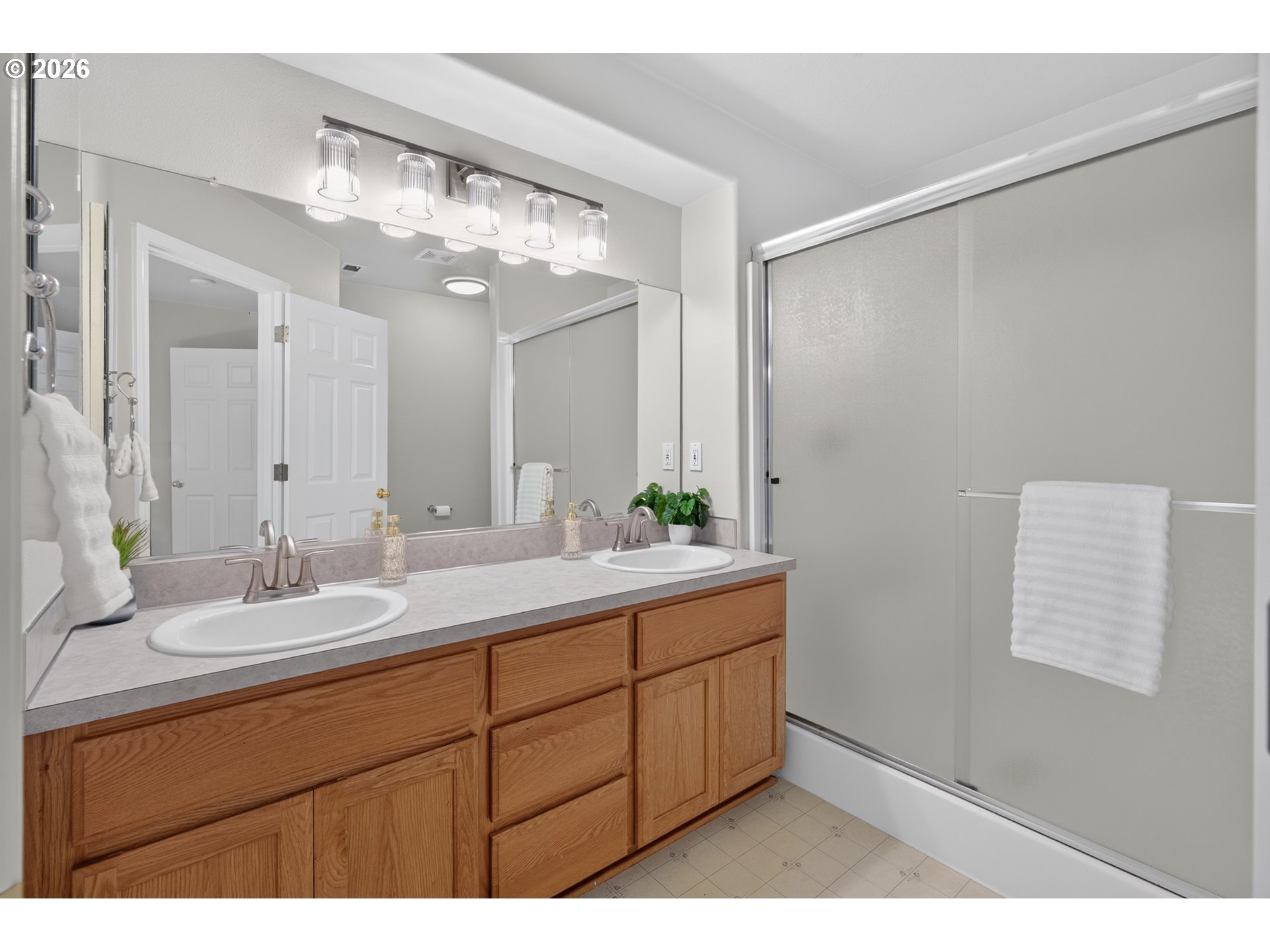 22104 SW LIST PL