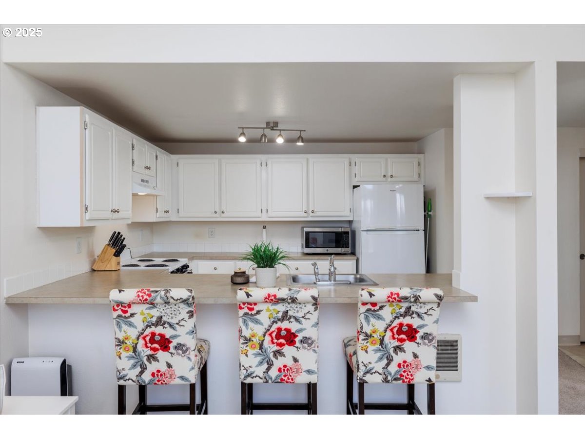 17602 NW SPRINGVILLE RD C-2