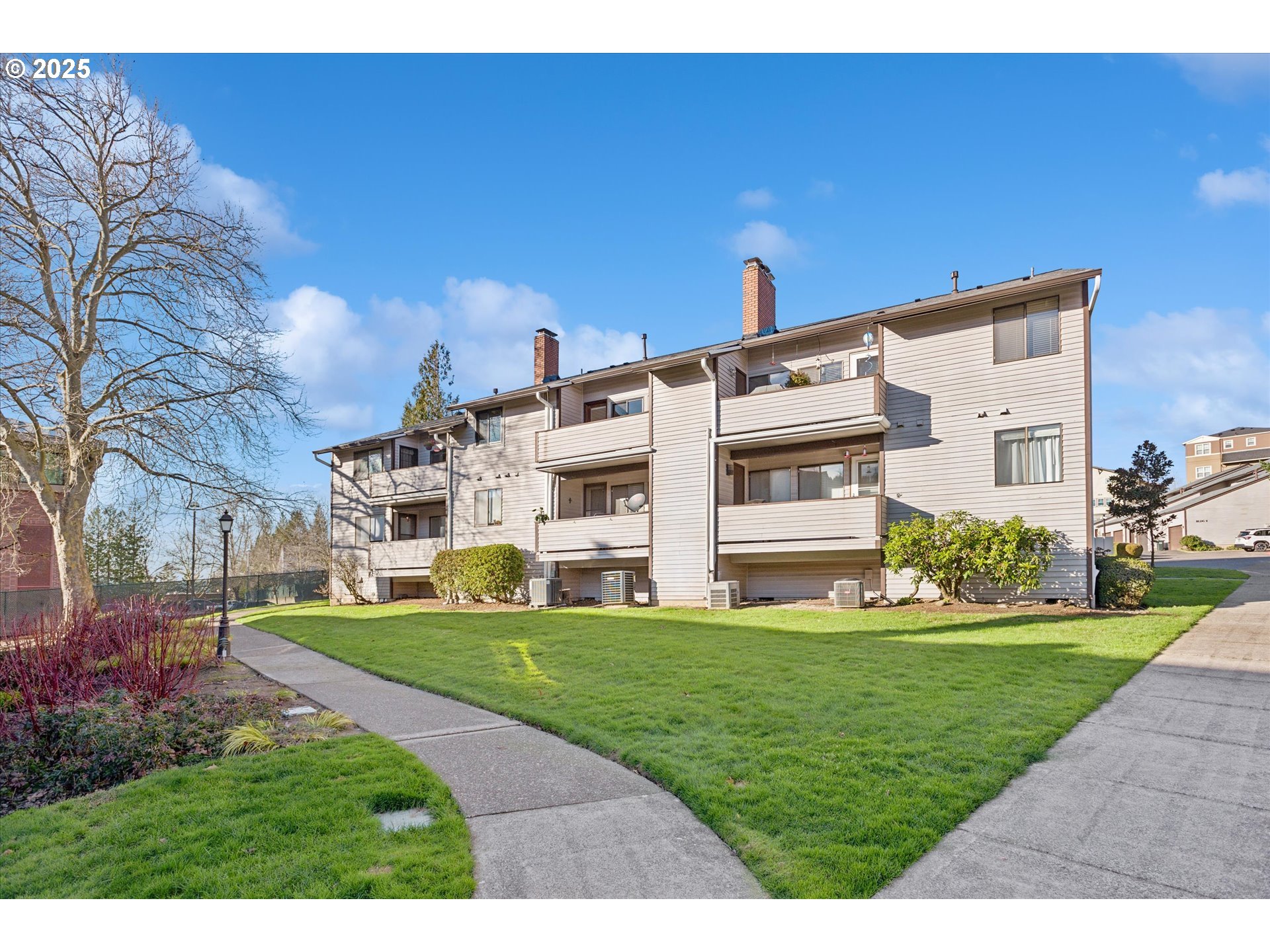 12008 SE 104TH CT