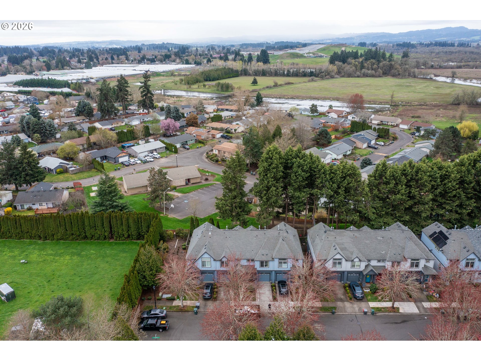 1316 SE ROUNDELAY ST