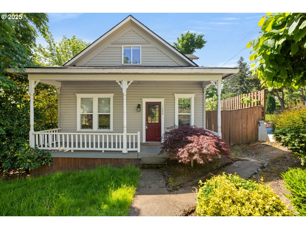 1688 SUNSET AVE